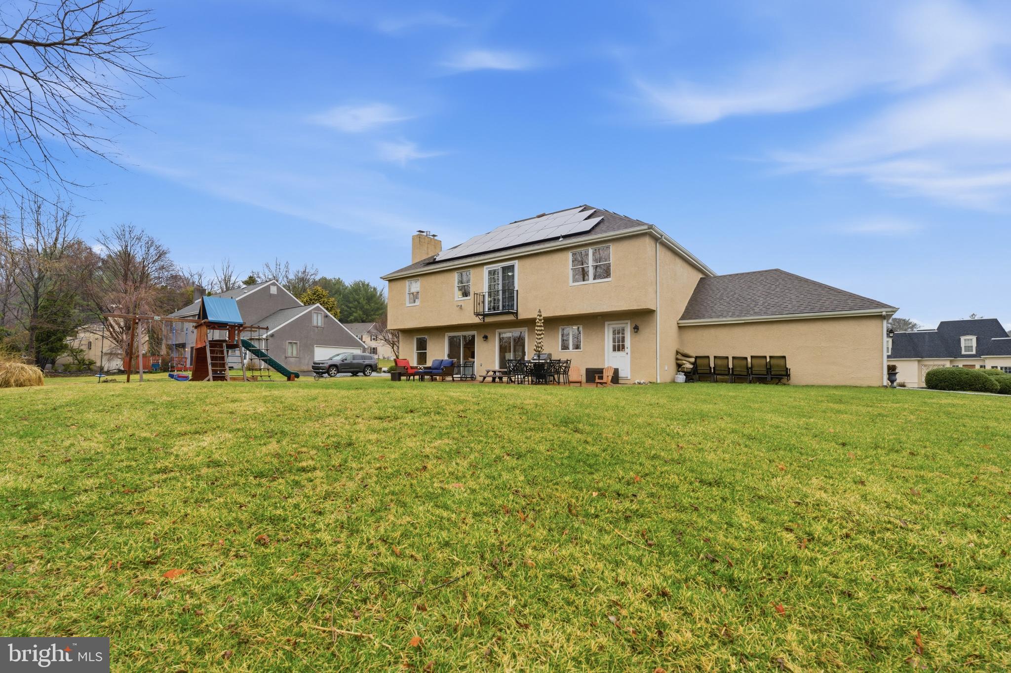 305 COUNTRYVIEW DRIVE