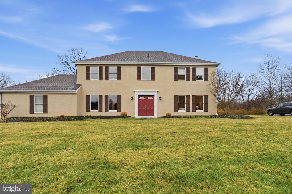 305 COUNTRYVIEW DRIVE
