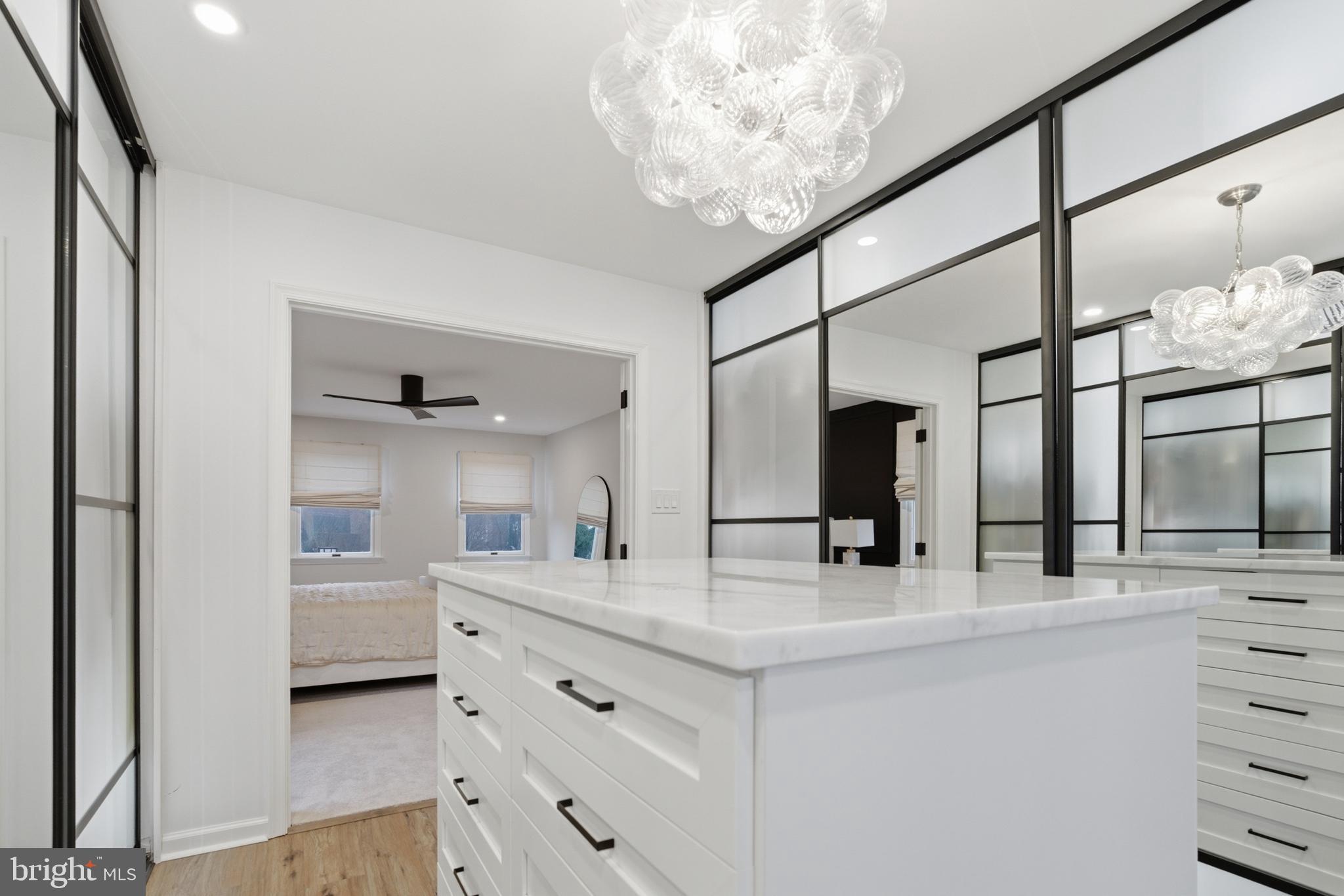 305 COUNTRYVIEW DRIVE