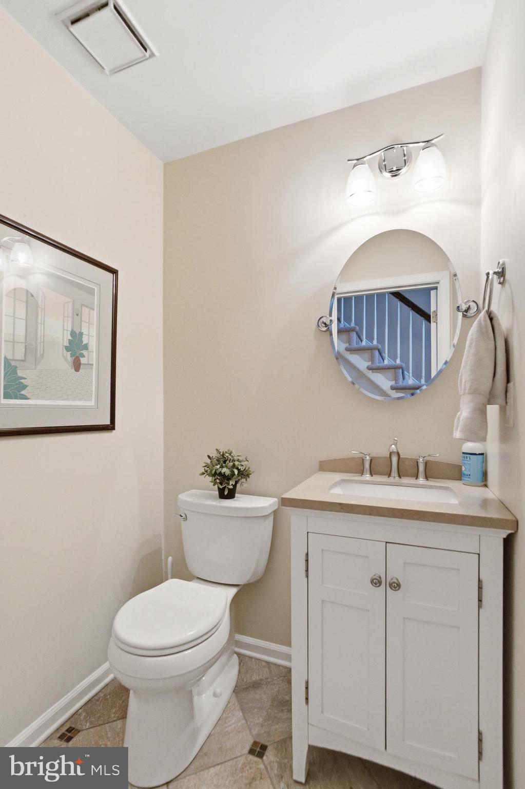 305 COUNTRYVIEW DRIVE