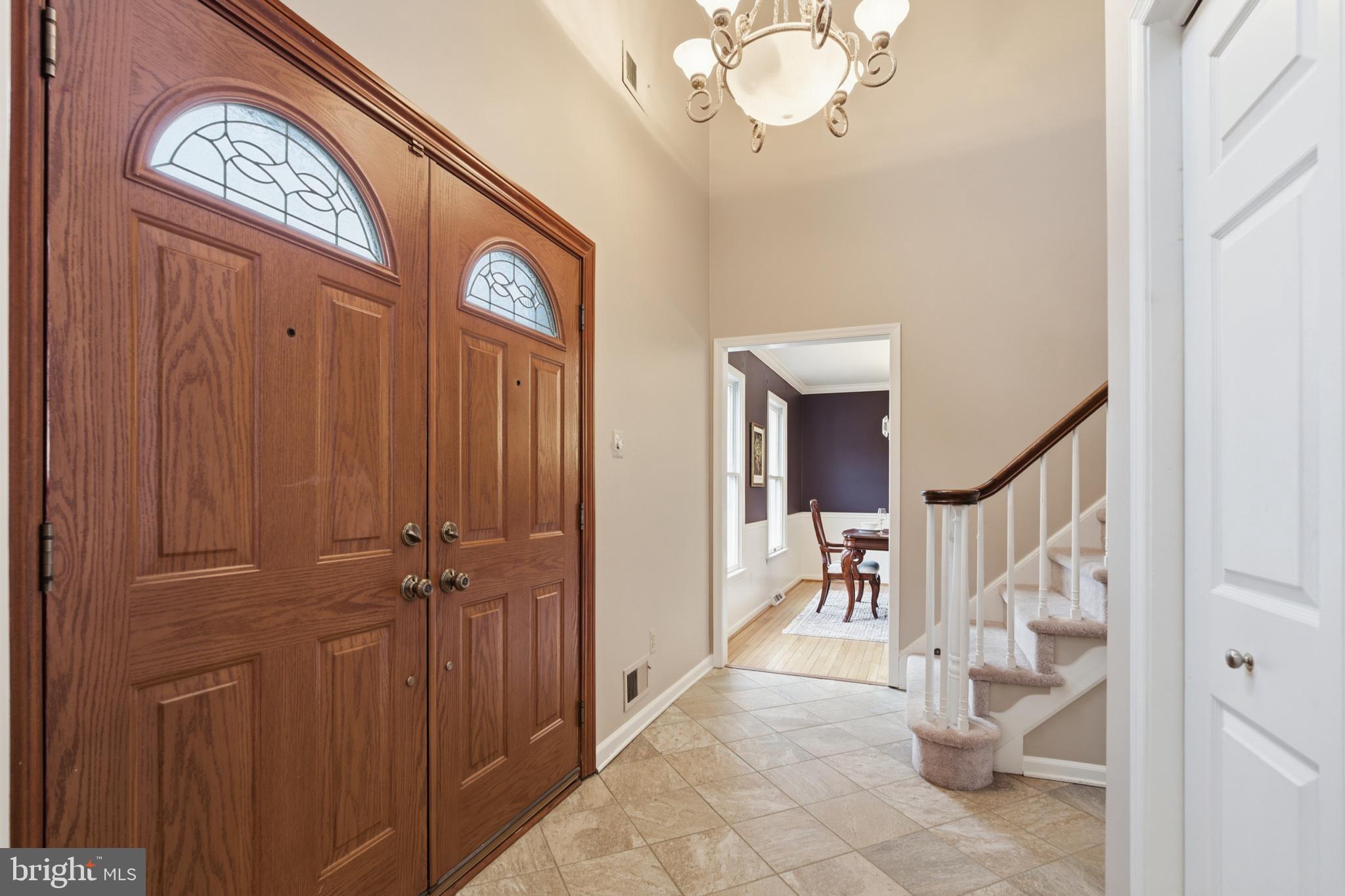 305 COUNTRYVIEW DRIVE