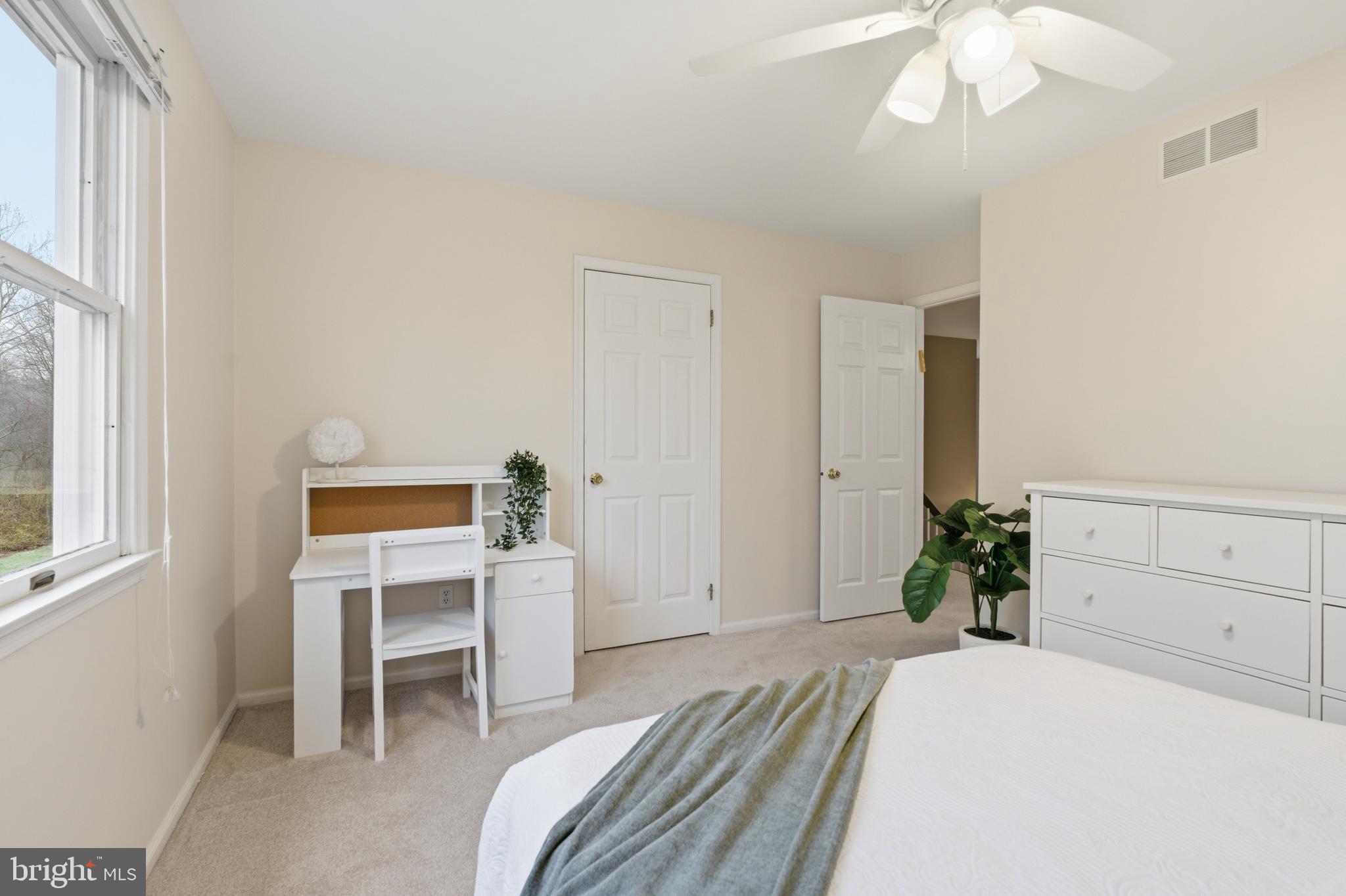 305 COUNTRYVIEW DRIVE