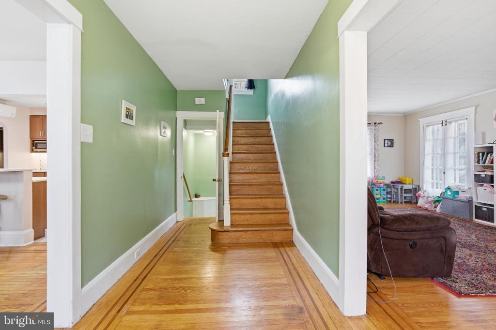 638 TURNER AVENUE