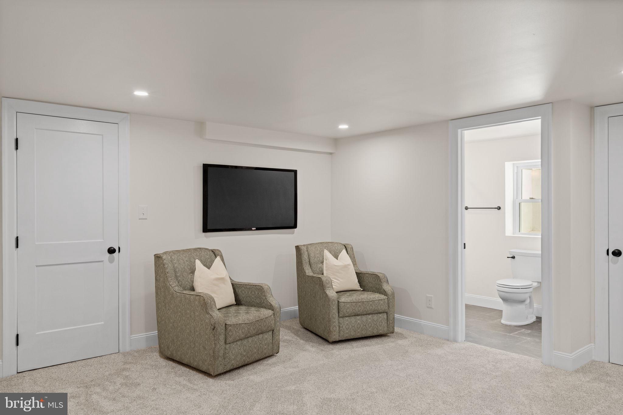 1439 DORCHESTER ROAD