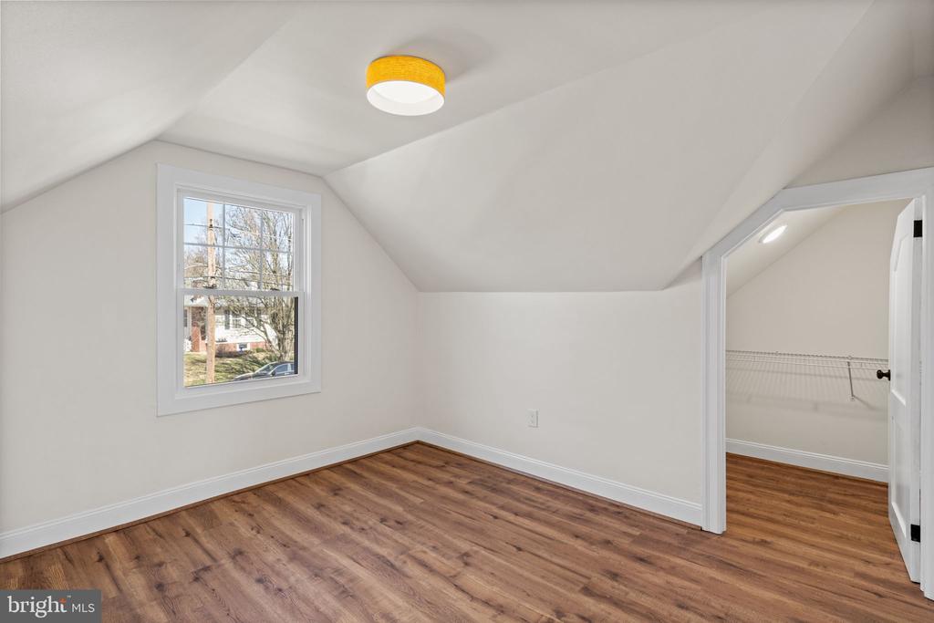 1439 DORCHESTER ROAD