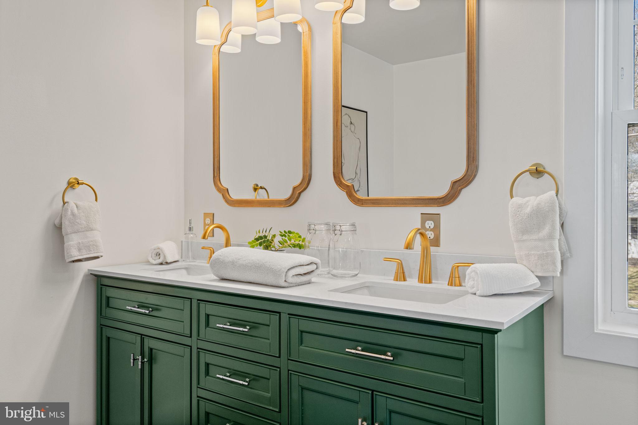 1439 DORCHESTER ROAD