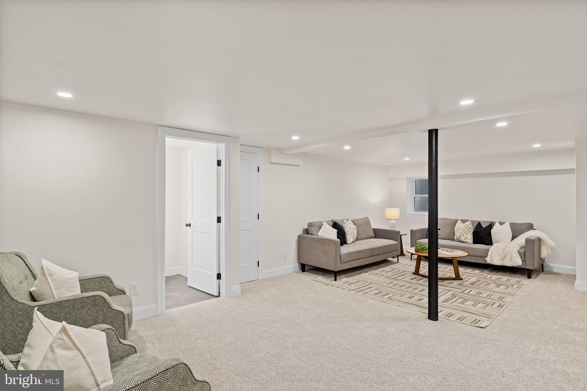 1439 DORCHESTER ROAD