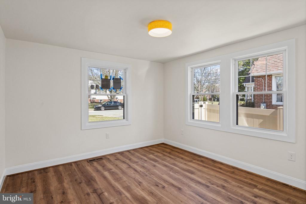 1439 DORCHESTER ROAD