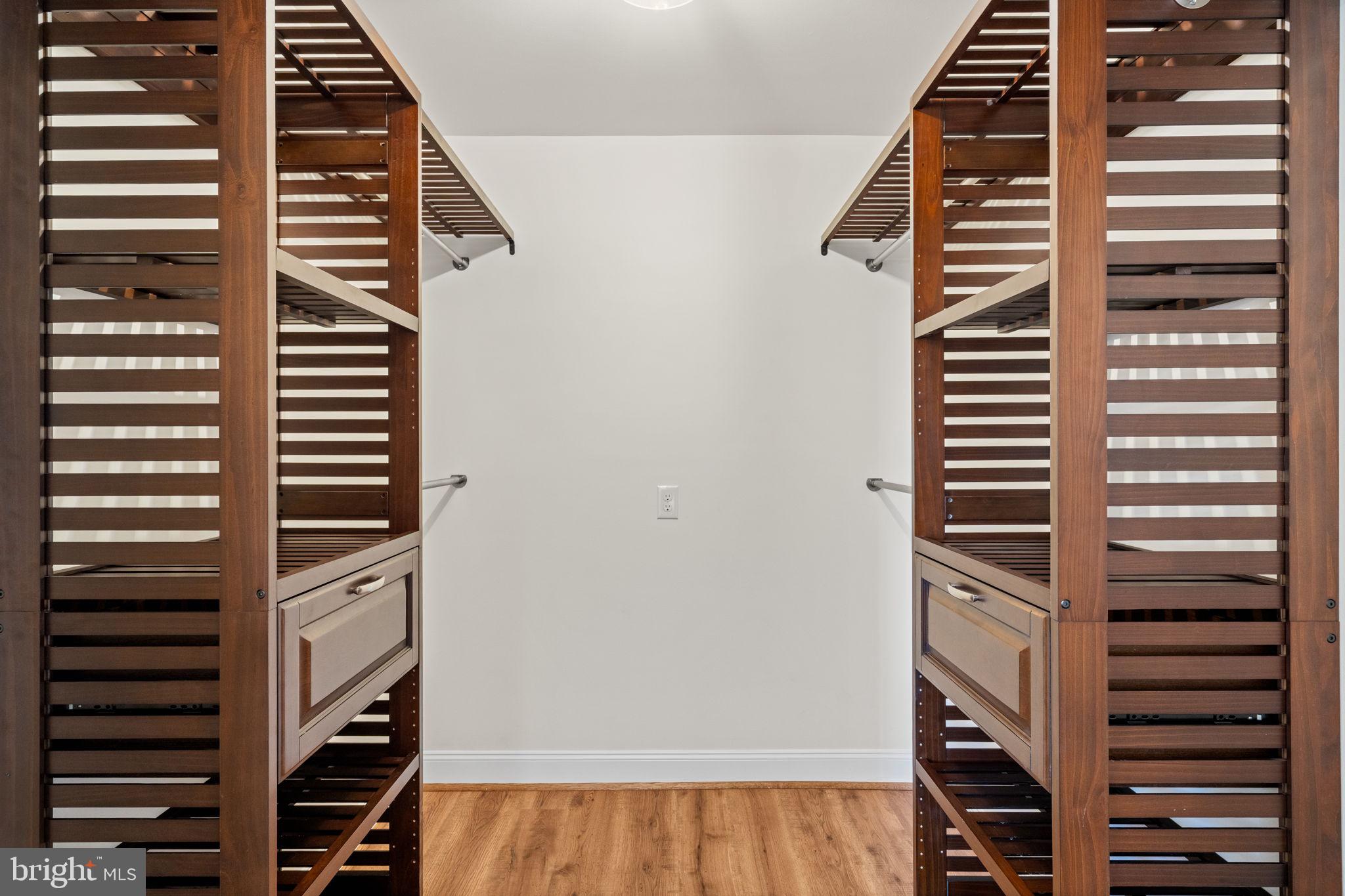 1439 DORCHESTER ROAD