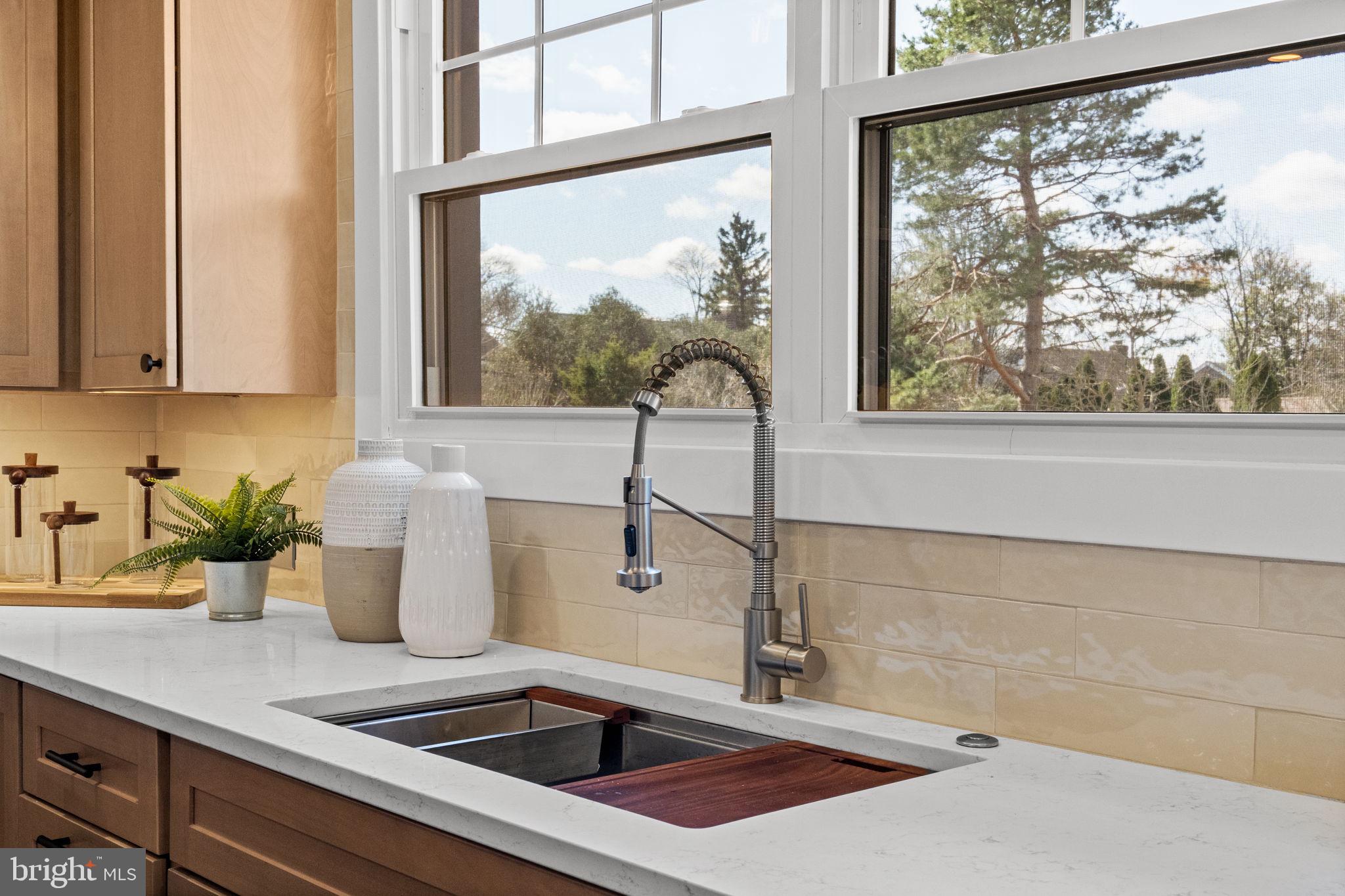 1439 DORCHESTER ROAD