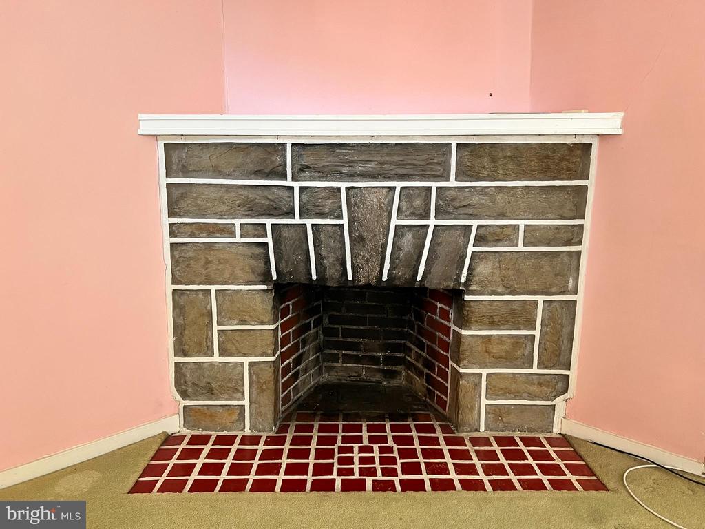 344 FAIRFAX ROAD