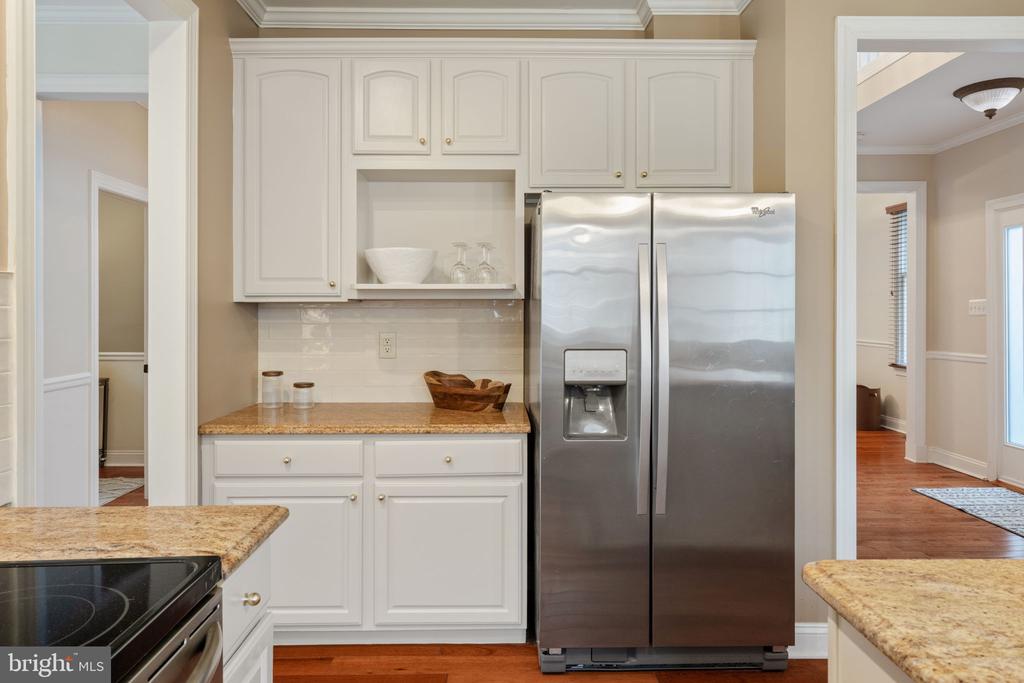 1723 POWDER MILL LANE