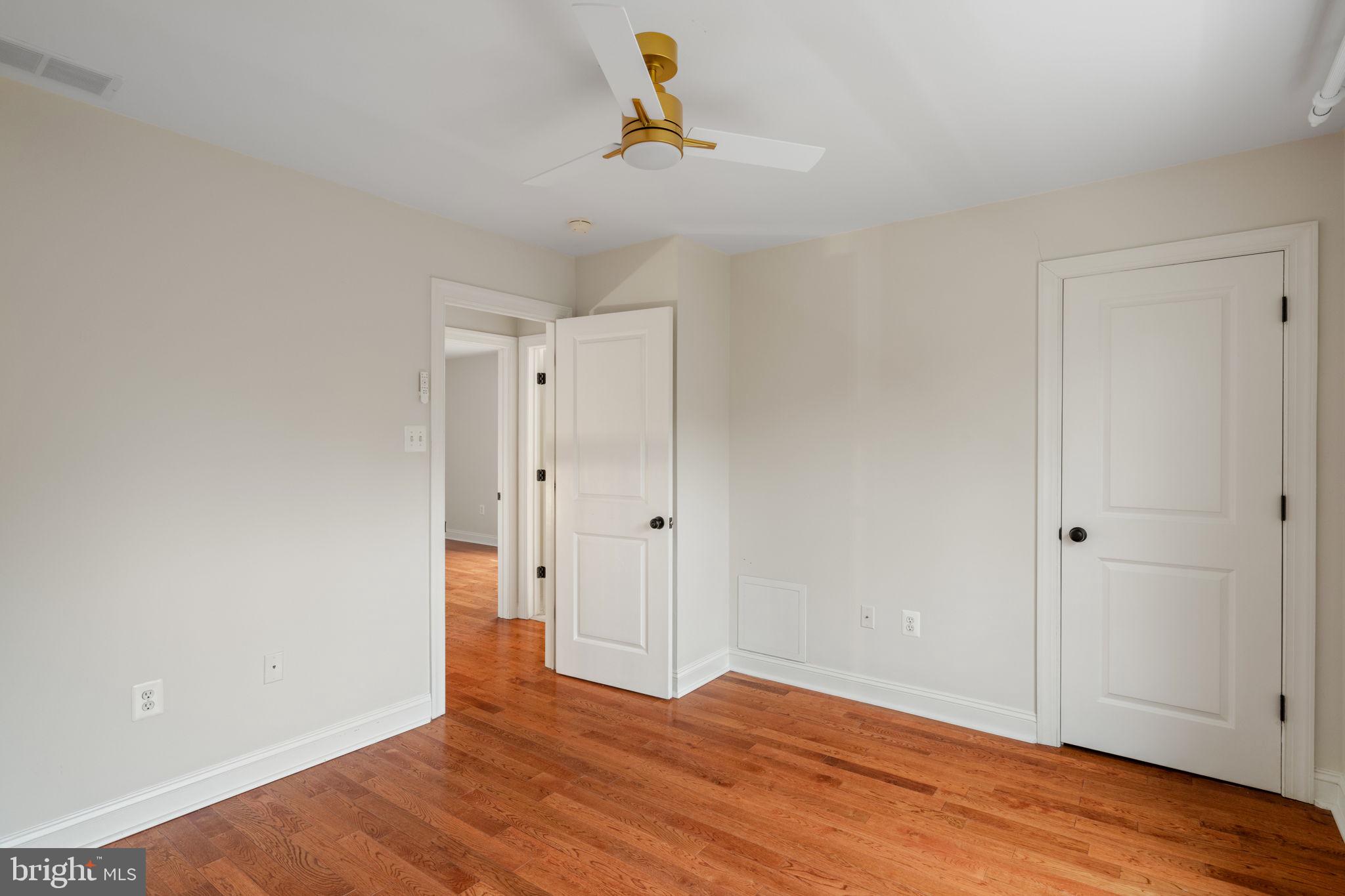 1723 POWDER MILL LANE