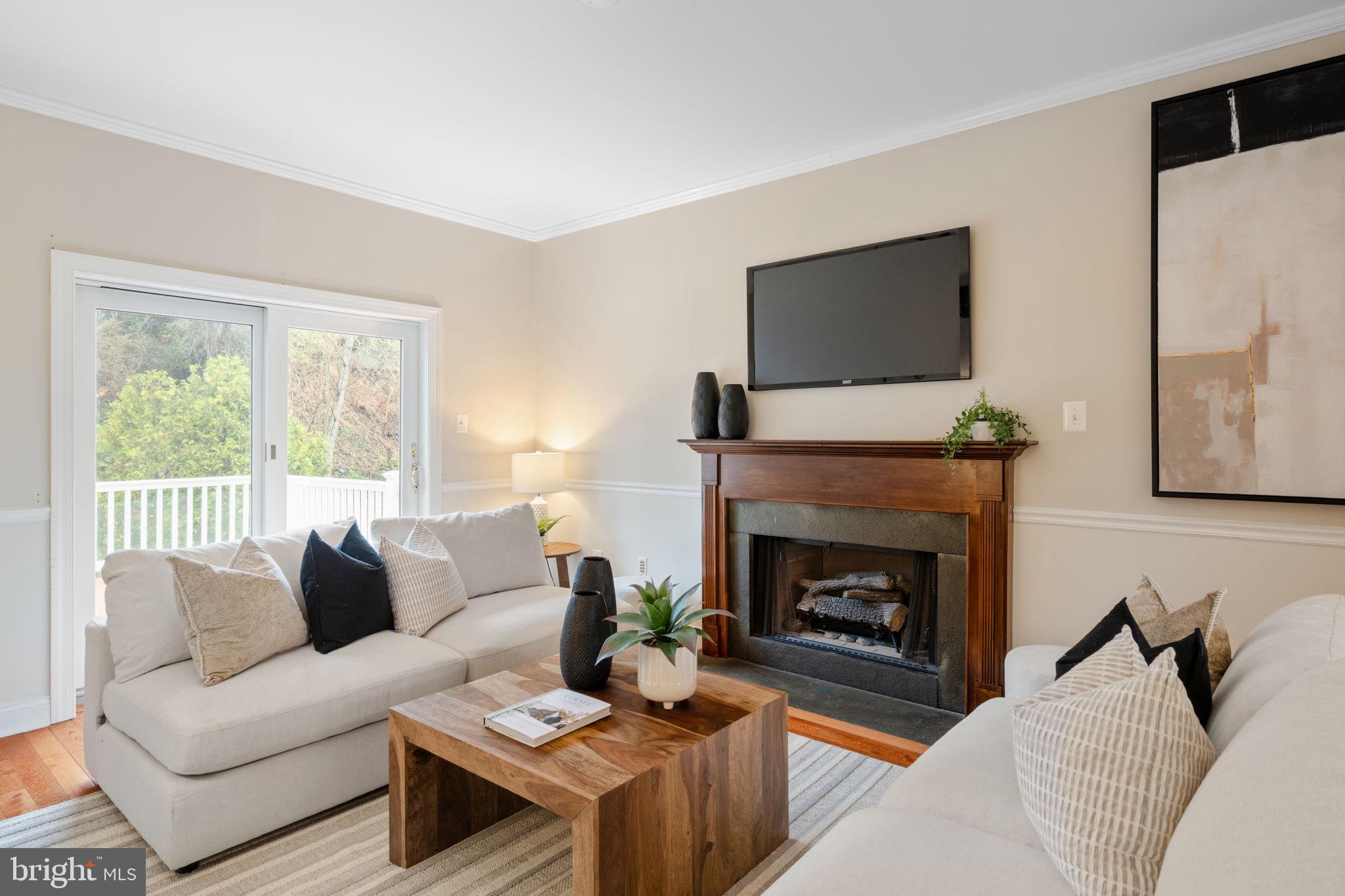 1723 POWDER MILL LANE