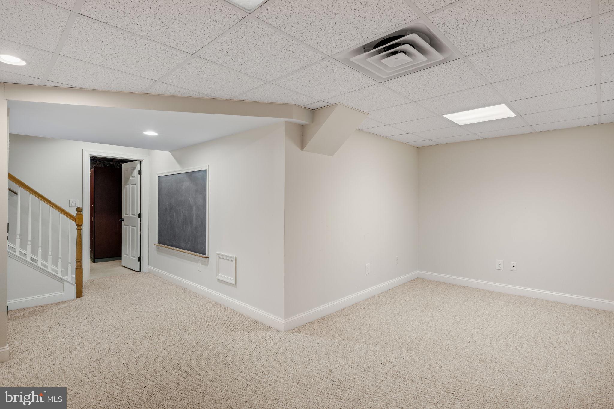 1723 POWDER MILL LANE