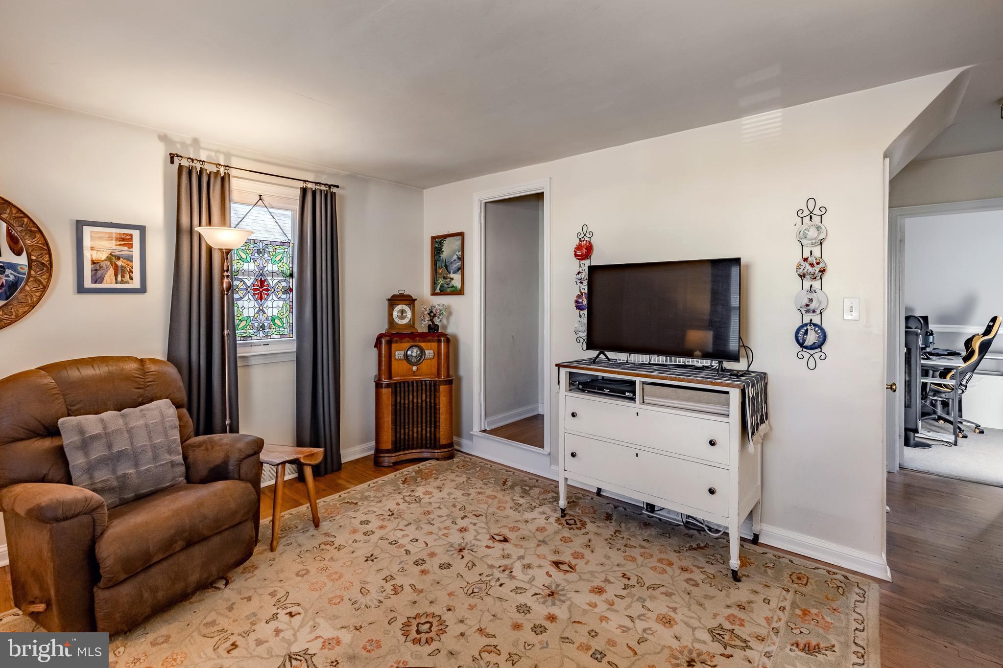 85 2ND AVENUE