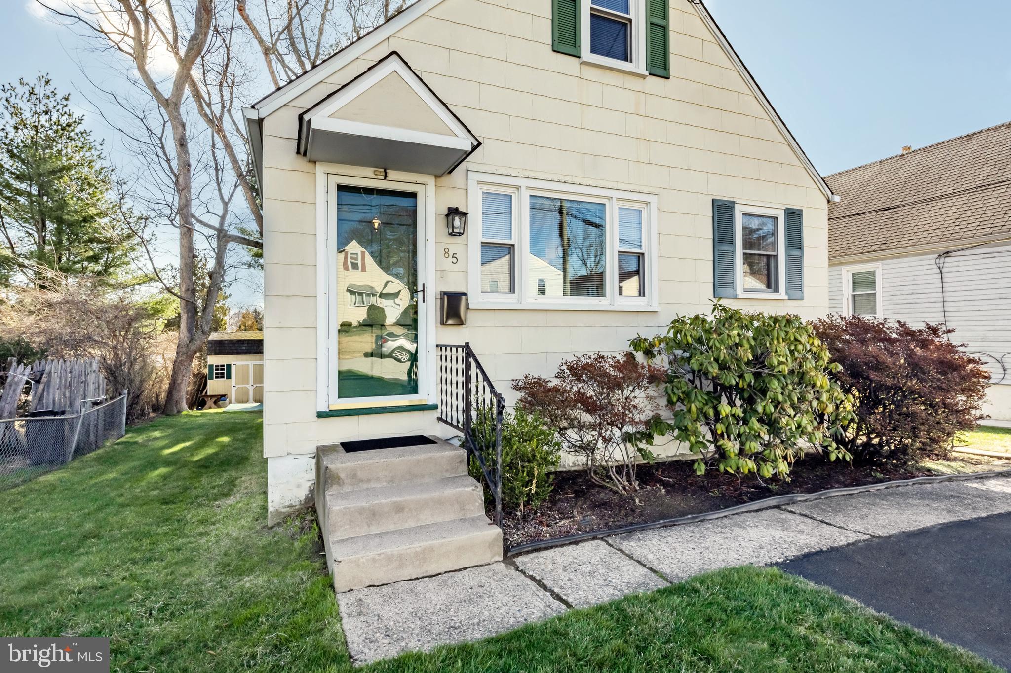 85 2ND AVENUE