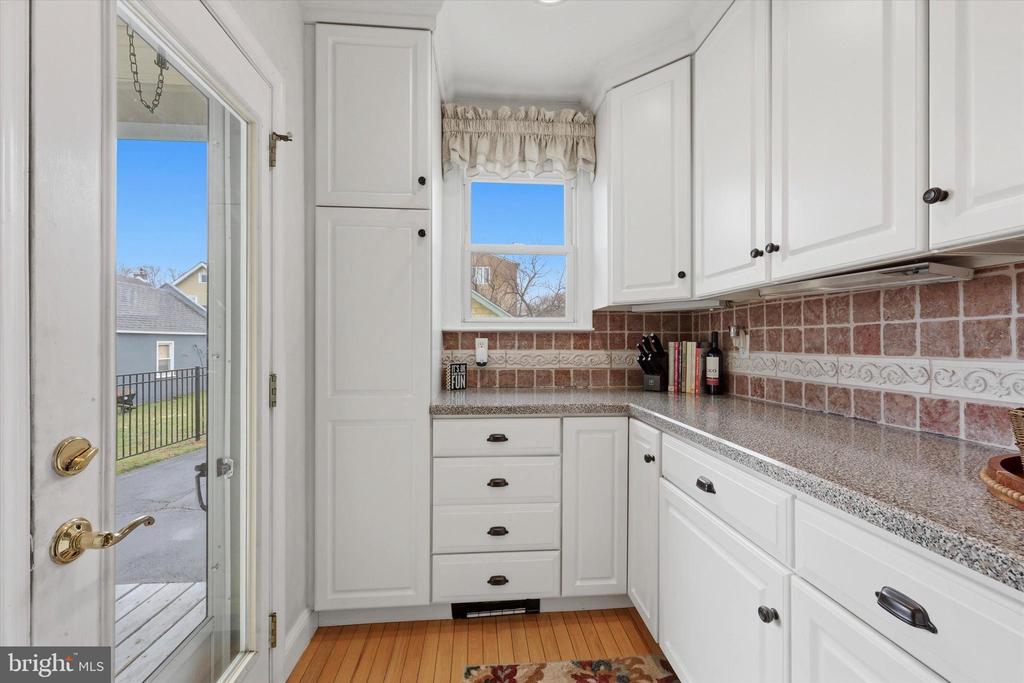 148 SYCAMORE ROAD