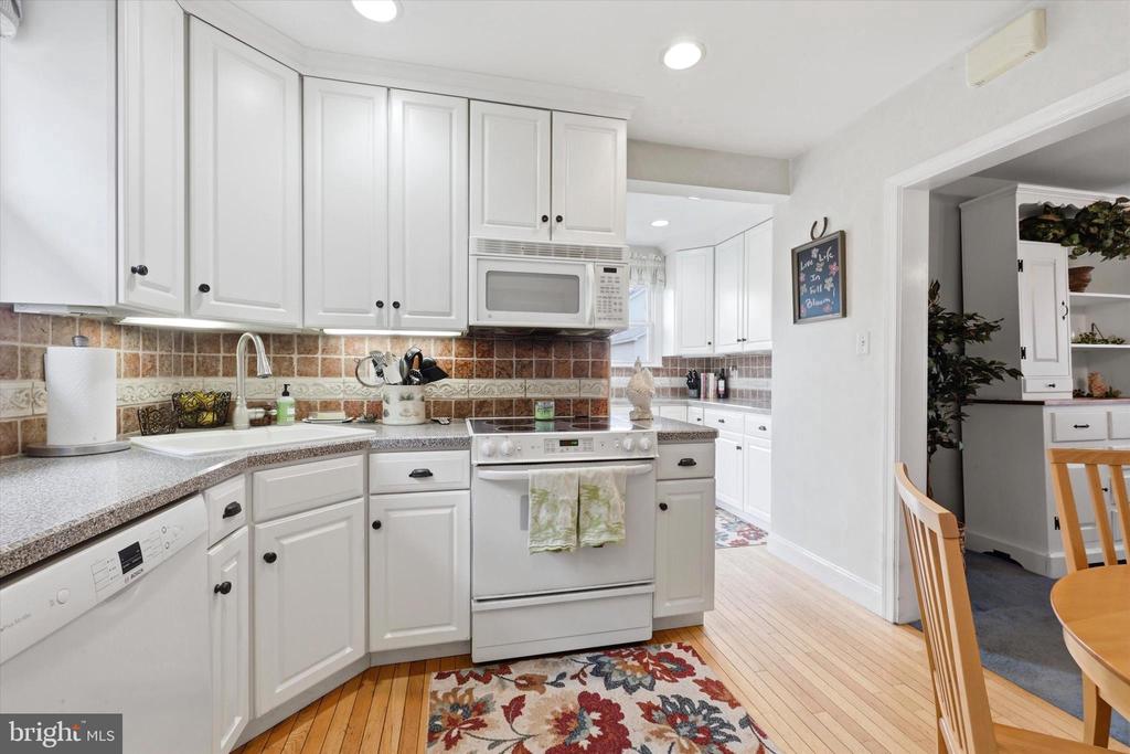 148 SYCAMORE ROAD