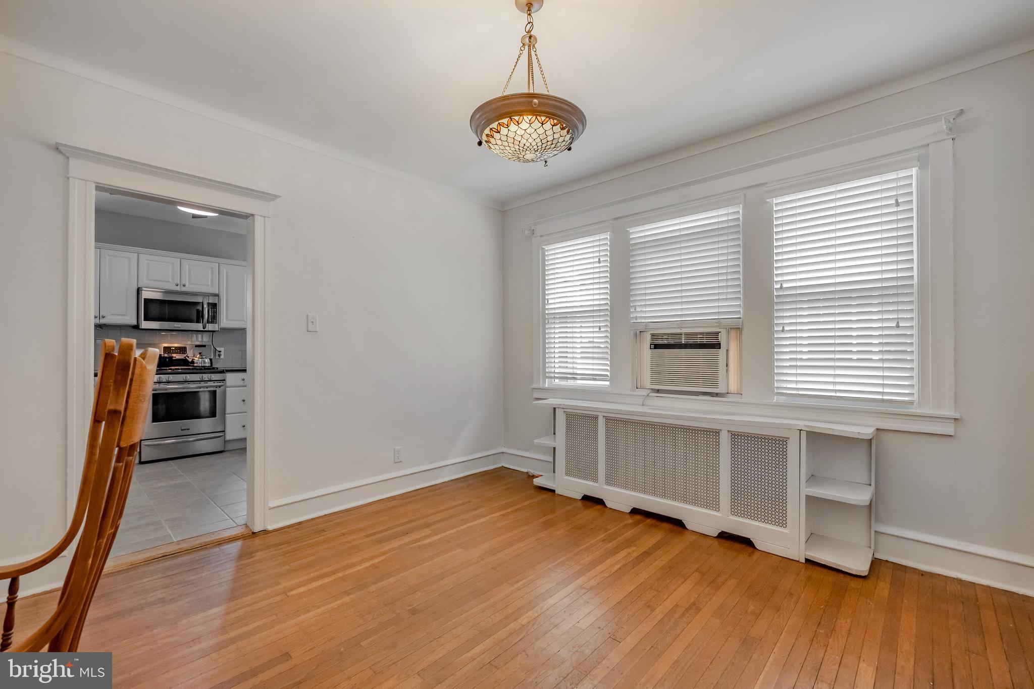618 GEORGES LANE
