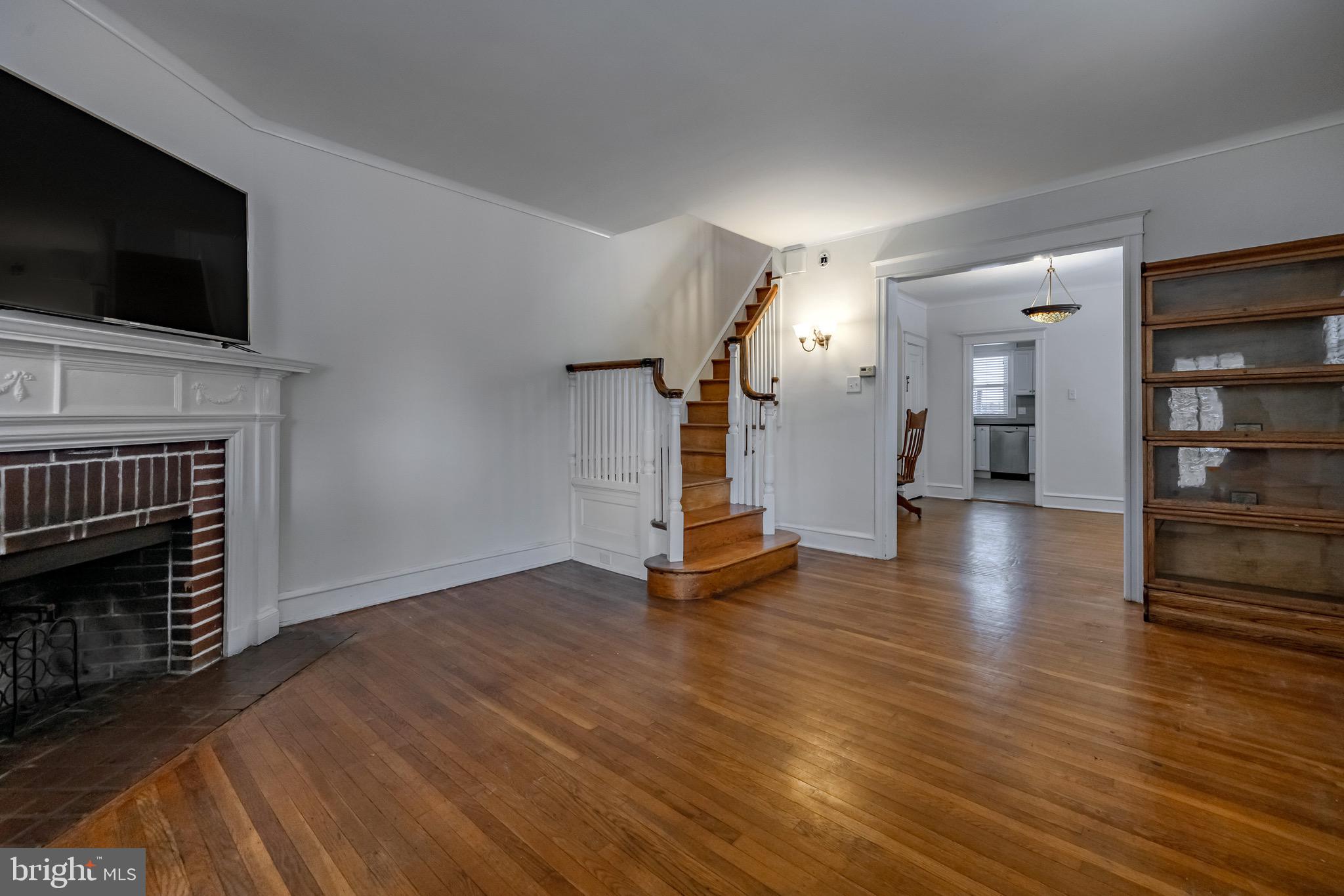 618 GEORGES LANE