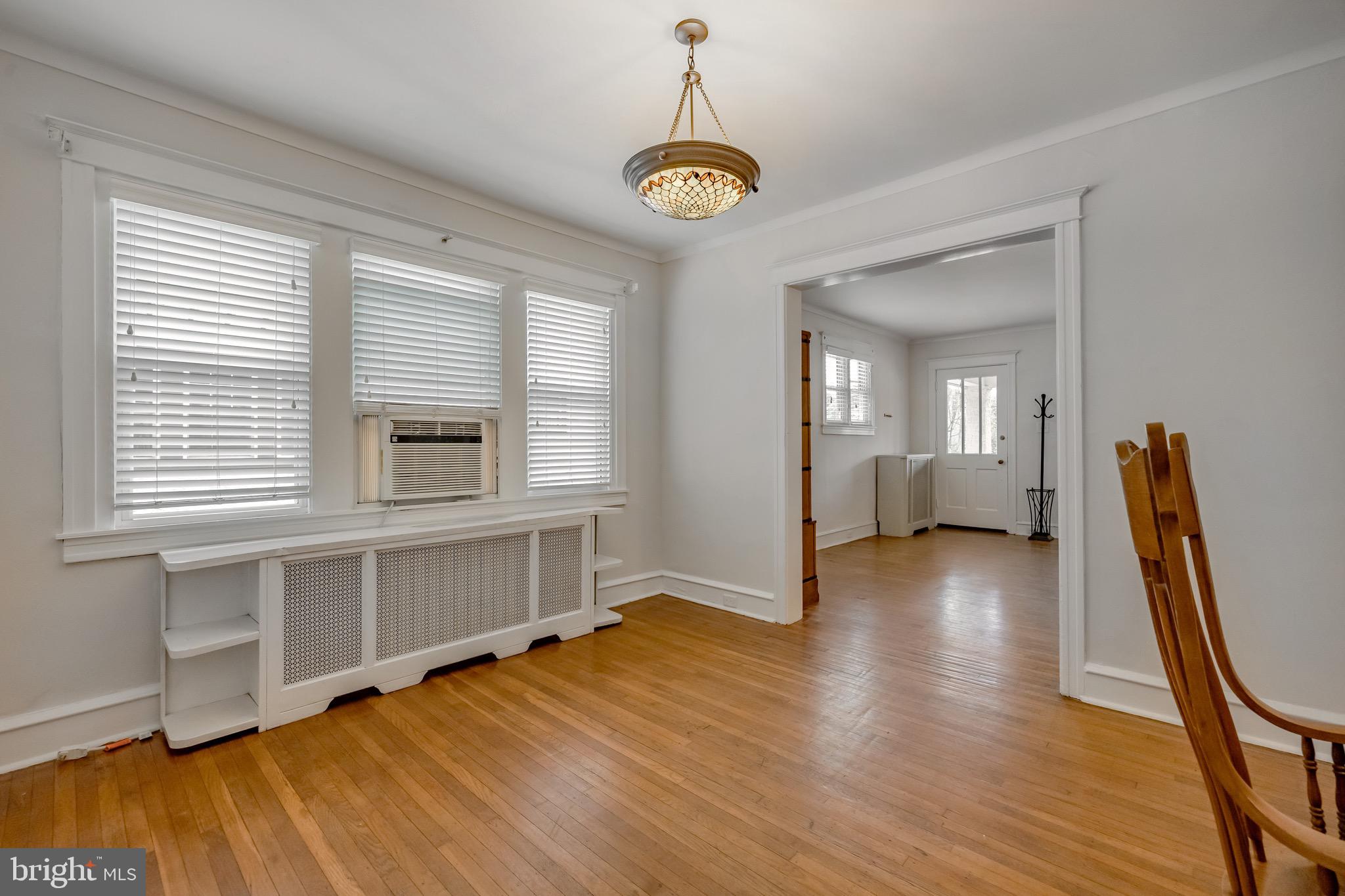 618 GEORGES LANE