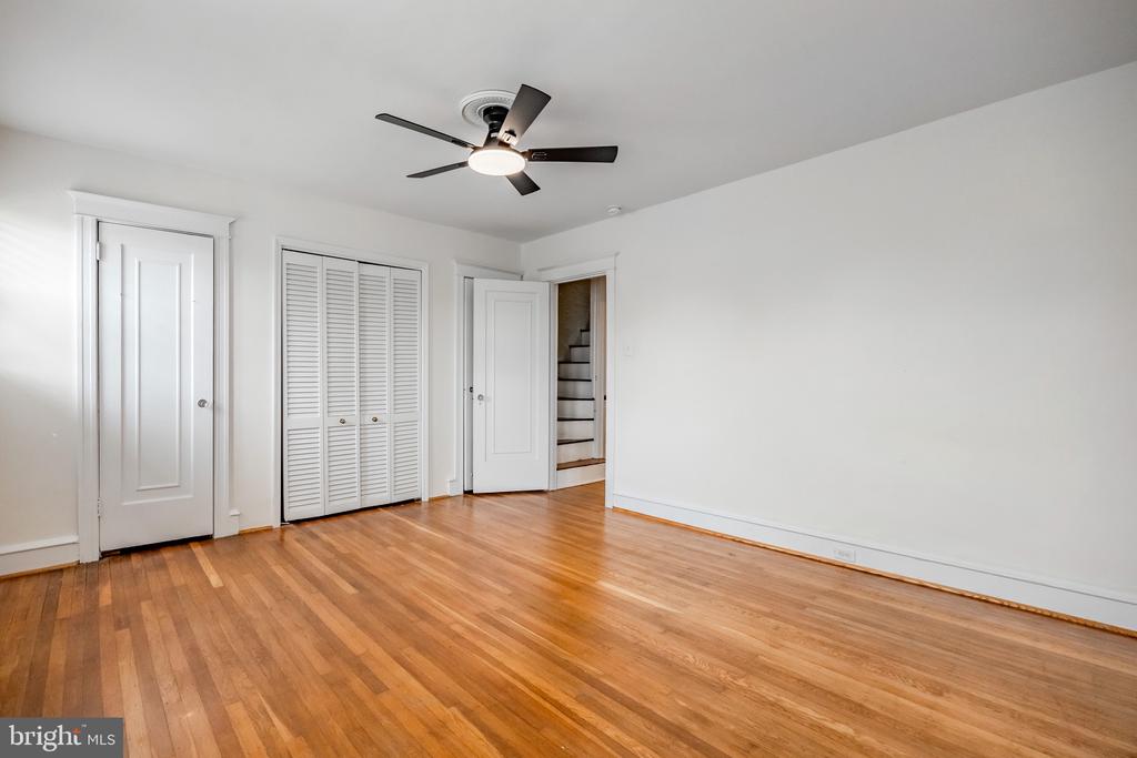 618 GEORGES LANE