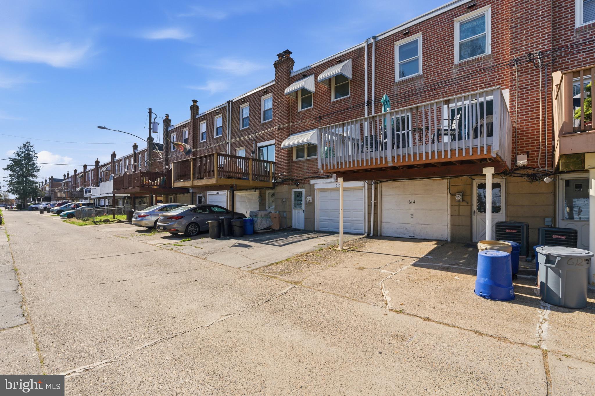 614 RIVELY AVENUE