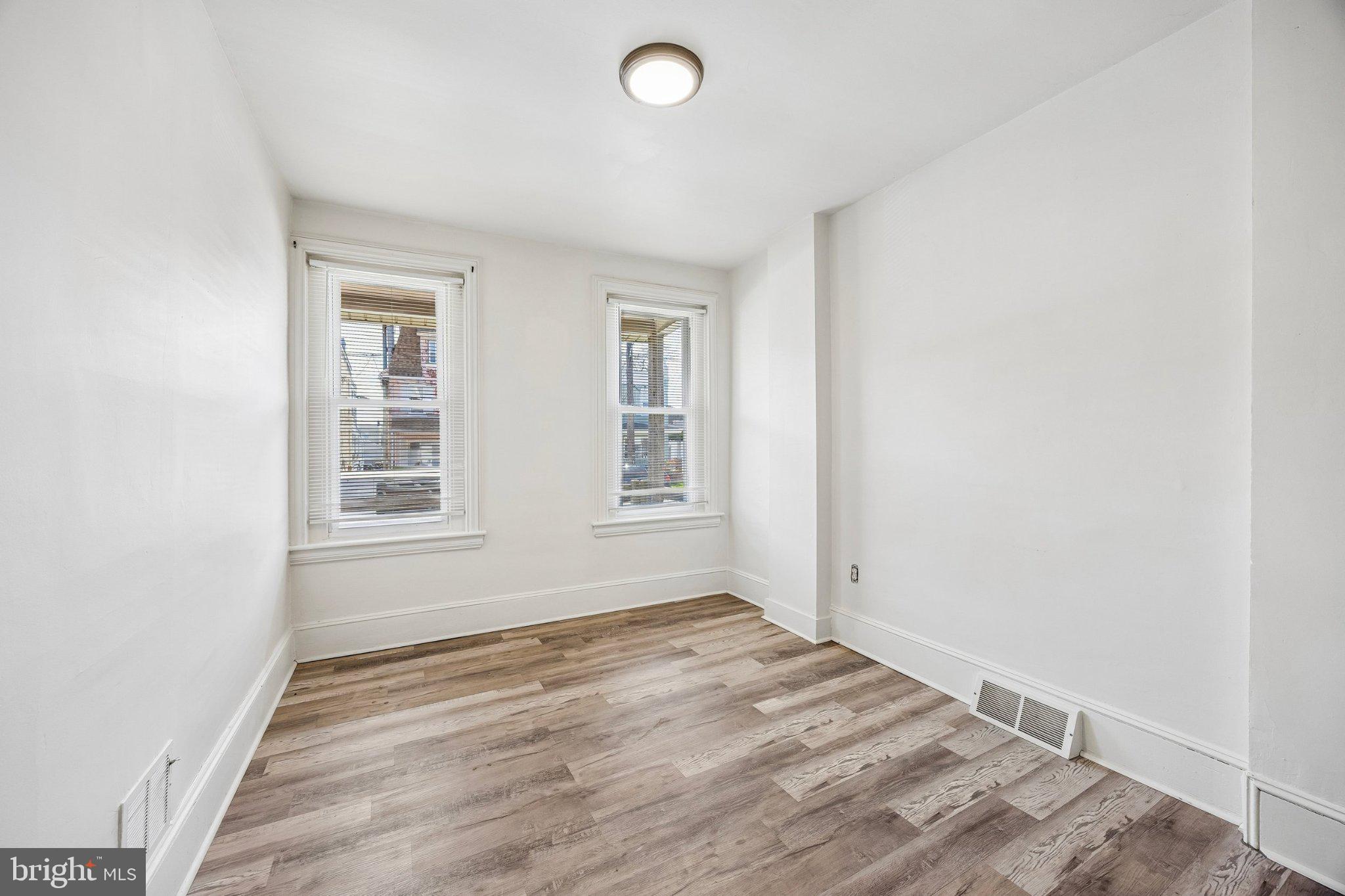 2706 W 7TH STREET