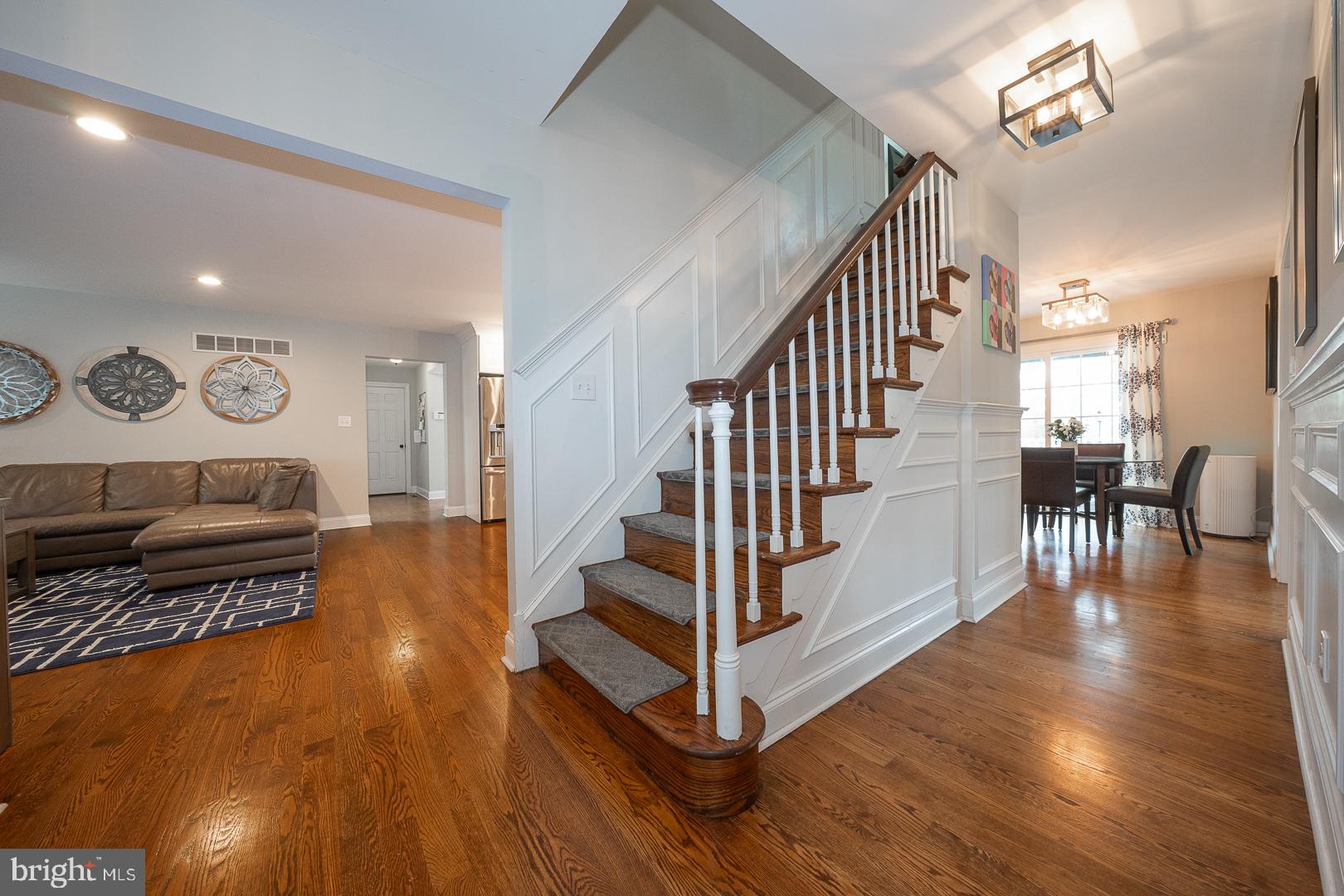 407 VALLEY GLEN DRIVE