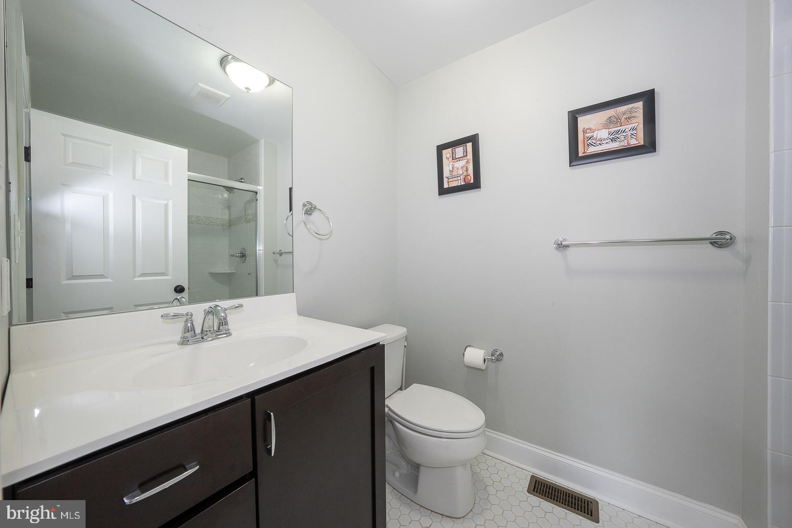 407 VALLEY GLEN DRIVE