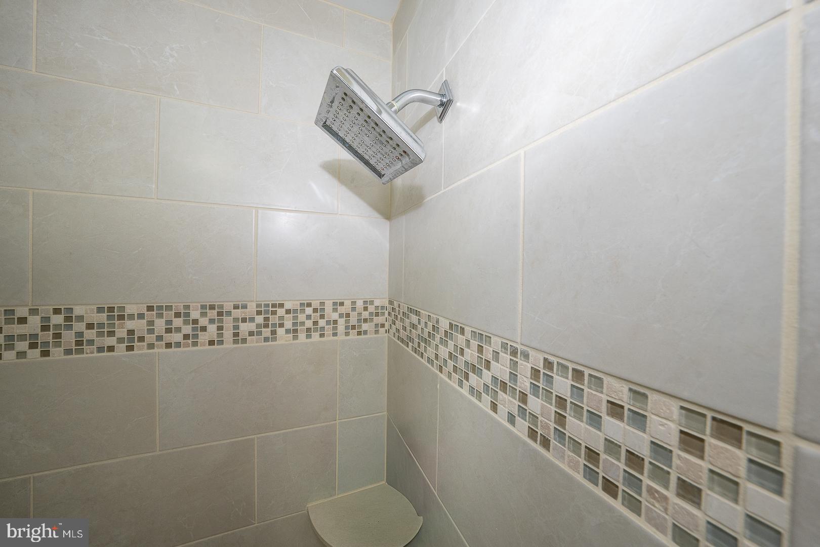 407 VALLEY GLEN DRIVE