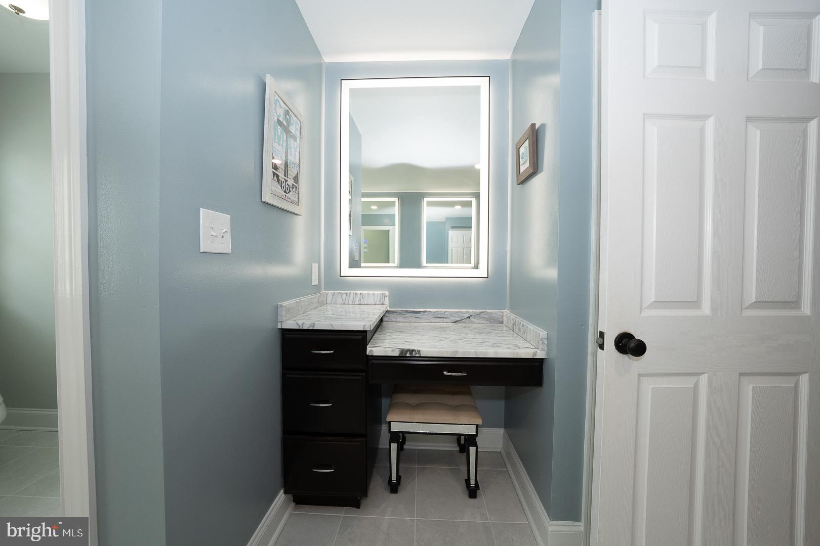 407 VALLEY GLEN DRIVE