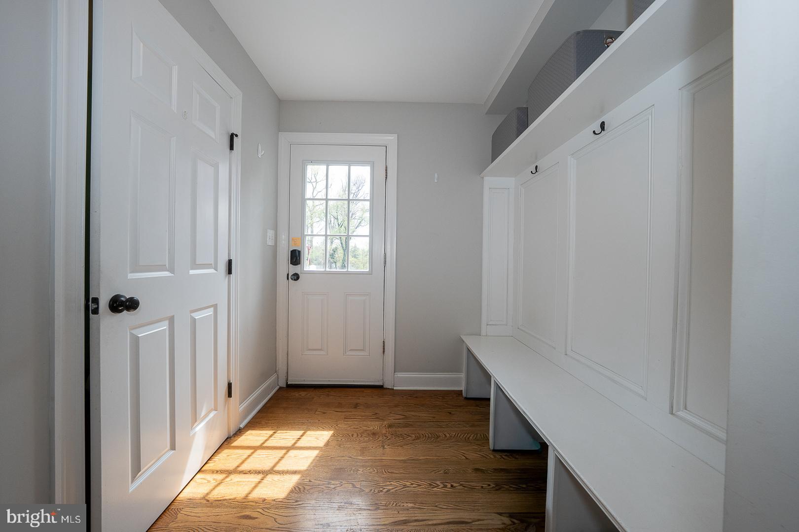 407 VALLEY GLEN DRIVE