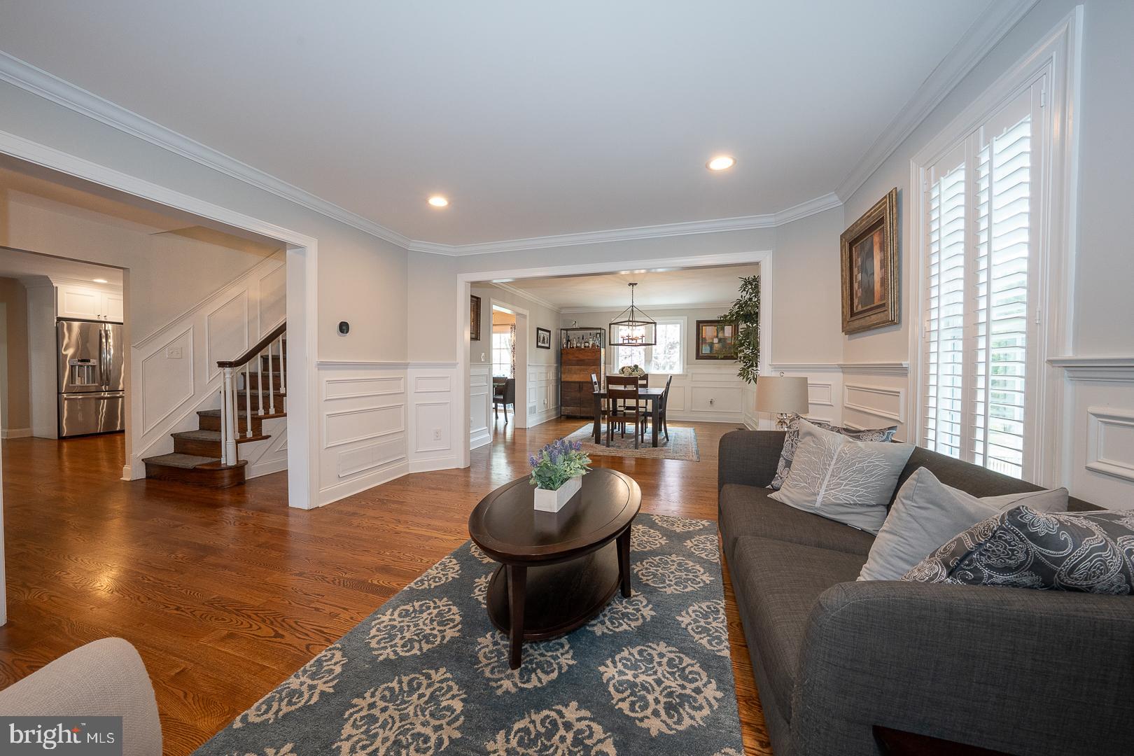 407 VALLEY GLEN DRIVE