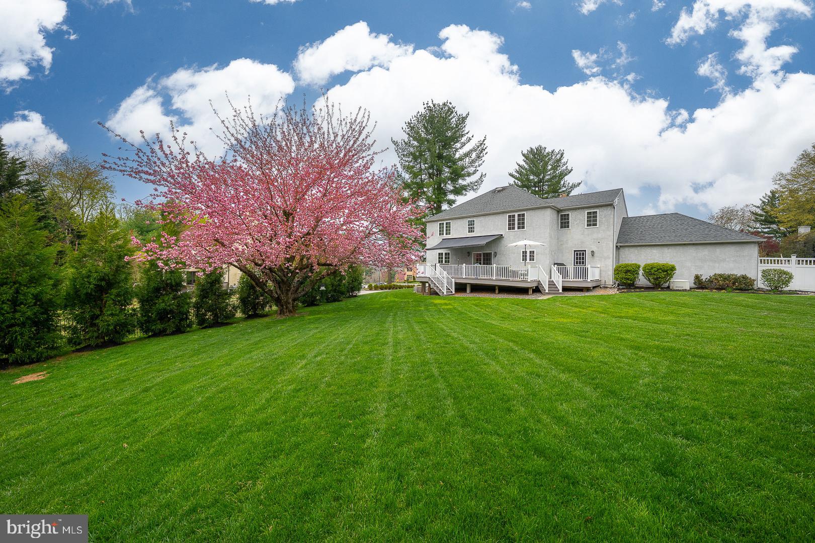 407 VALLEY GLEN DRIVE