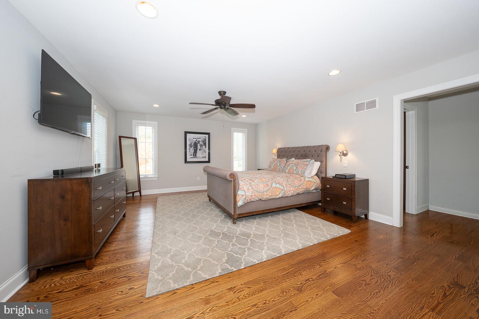 407 VALLEY GLEN DRIVE