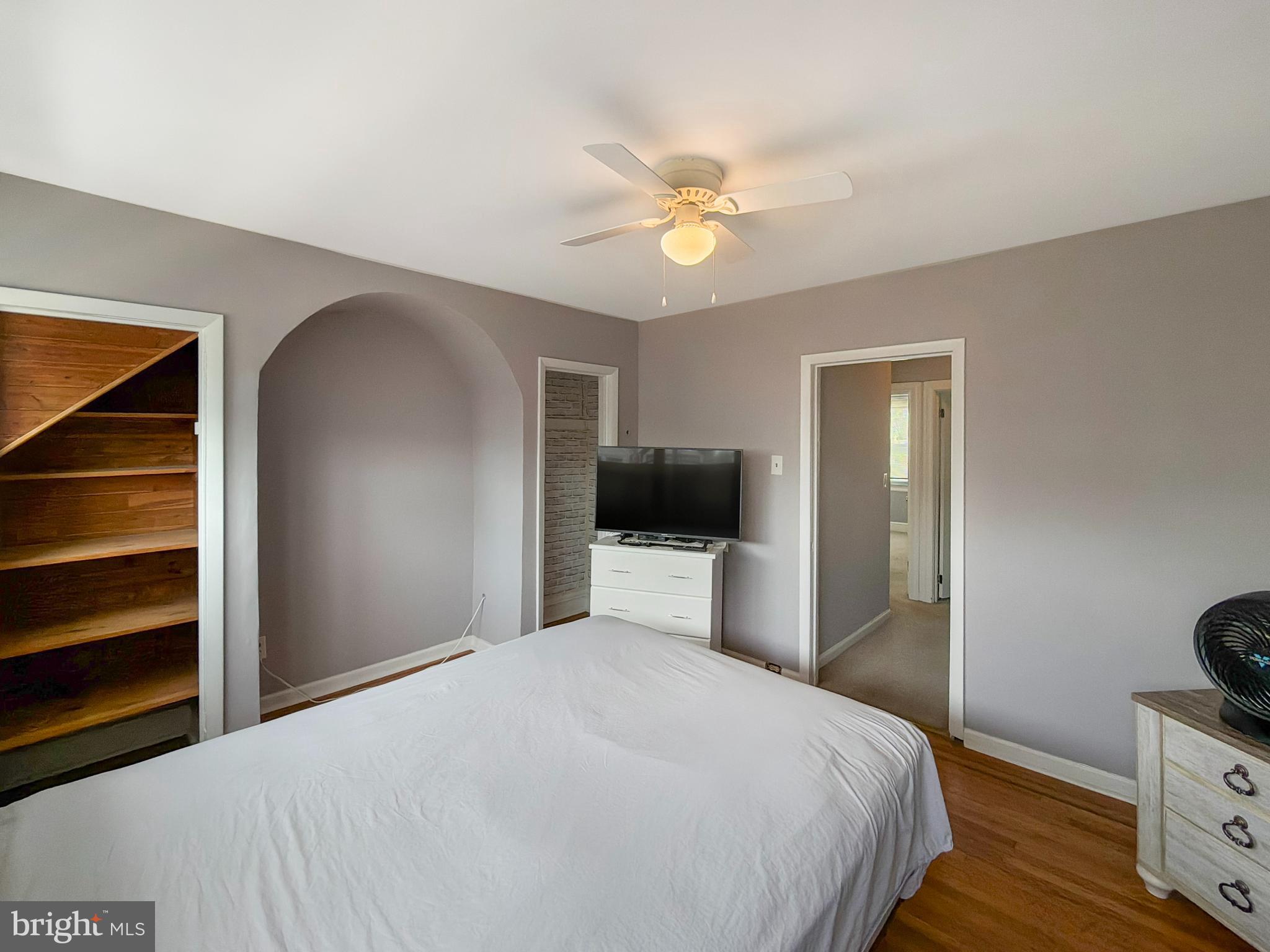 1213 HARDING DRIVE