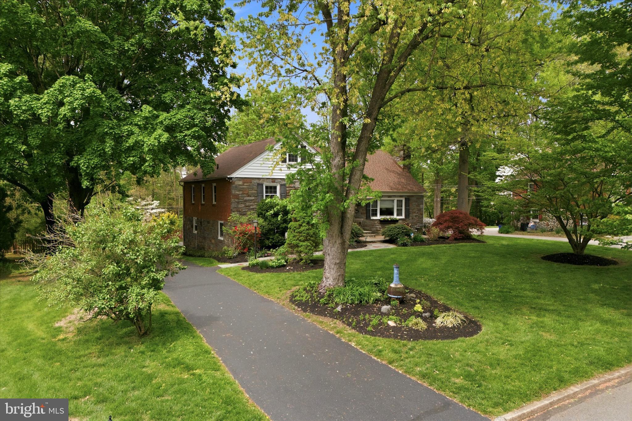 617 PADDOCK ROAD