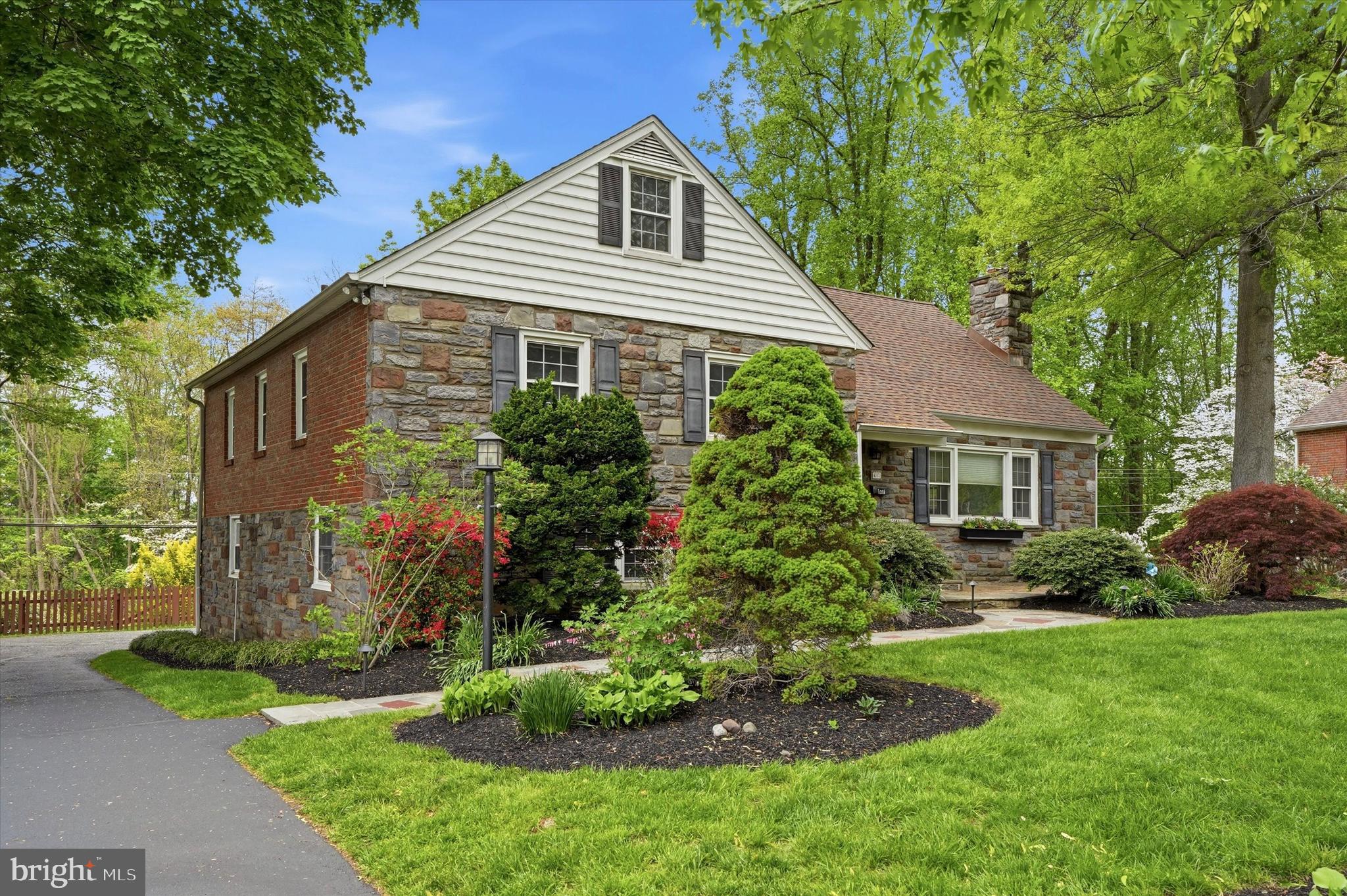 617 PADDOCK ROAD