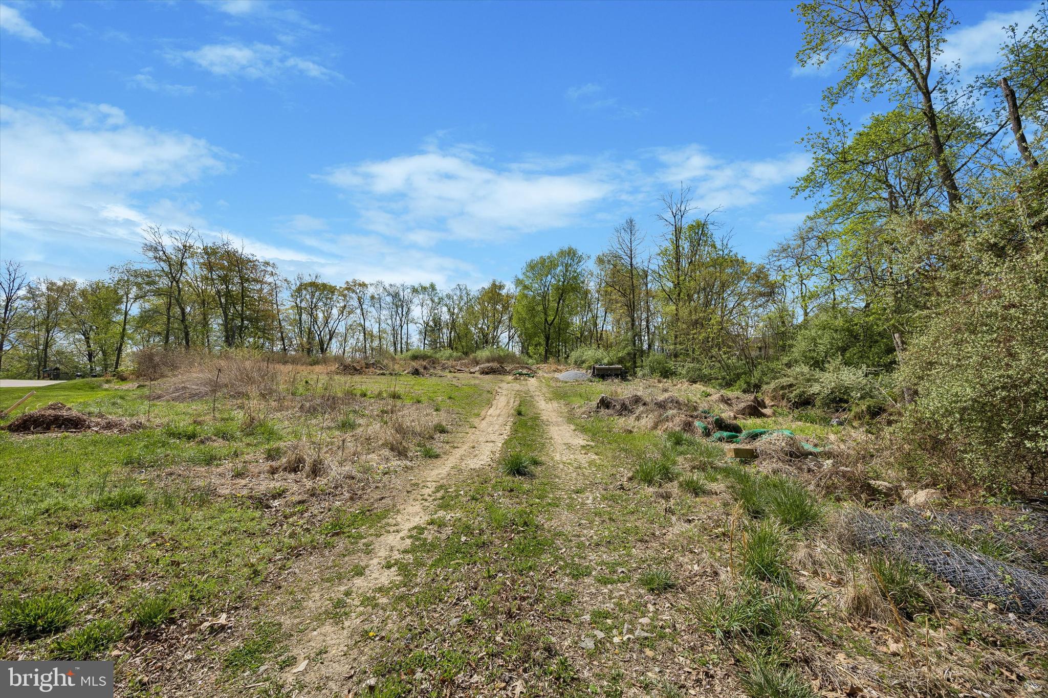 3882 GRADYVILLE ROAD