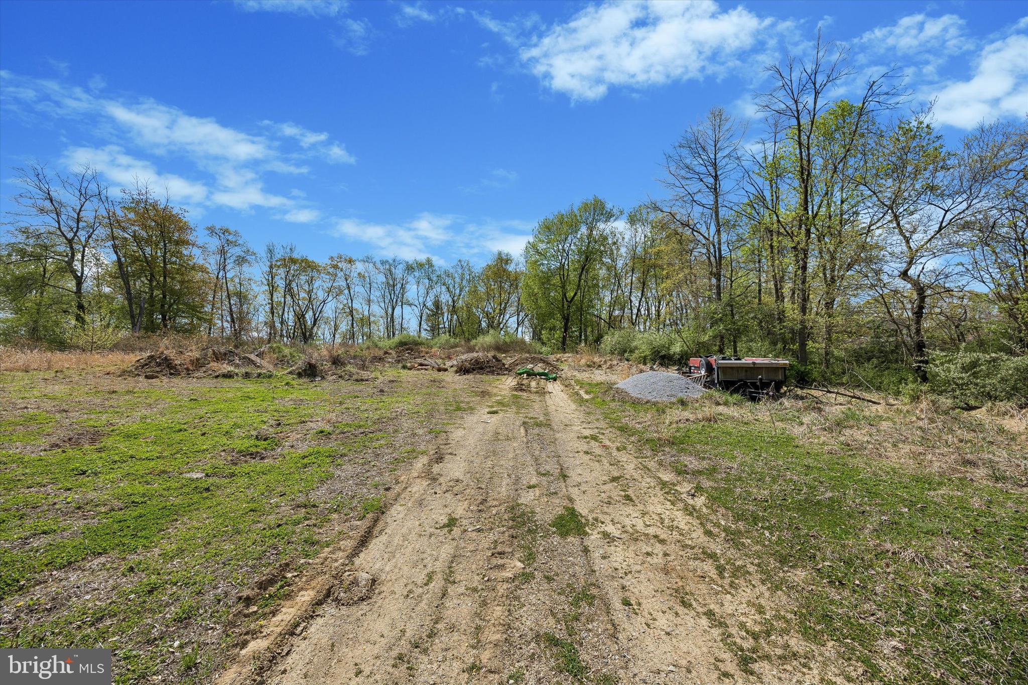 3882 GRADYVILLE ROAD