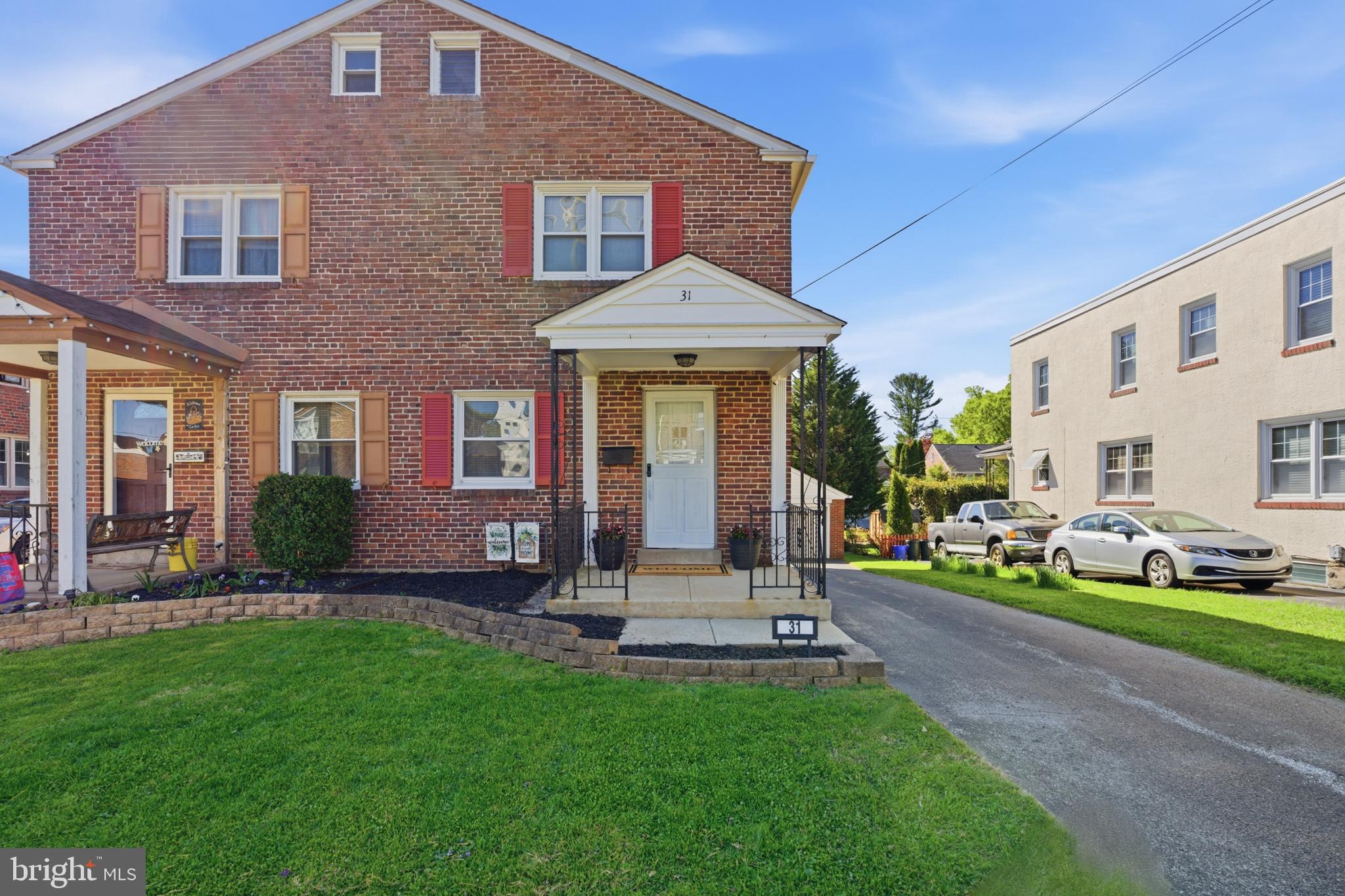 31 W MARTHART AVENUE