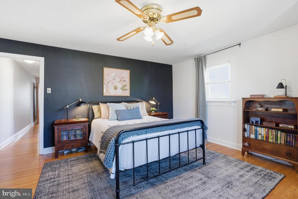 31 W MARTHART AVENUE