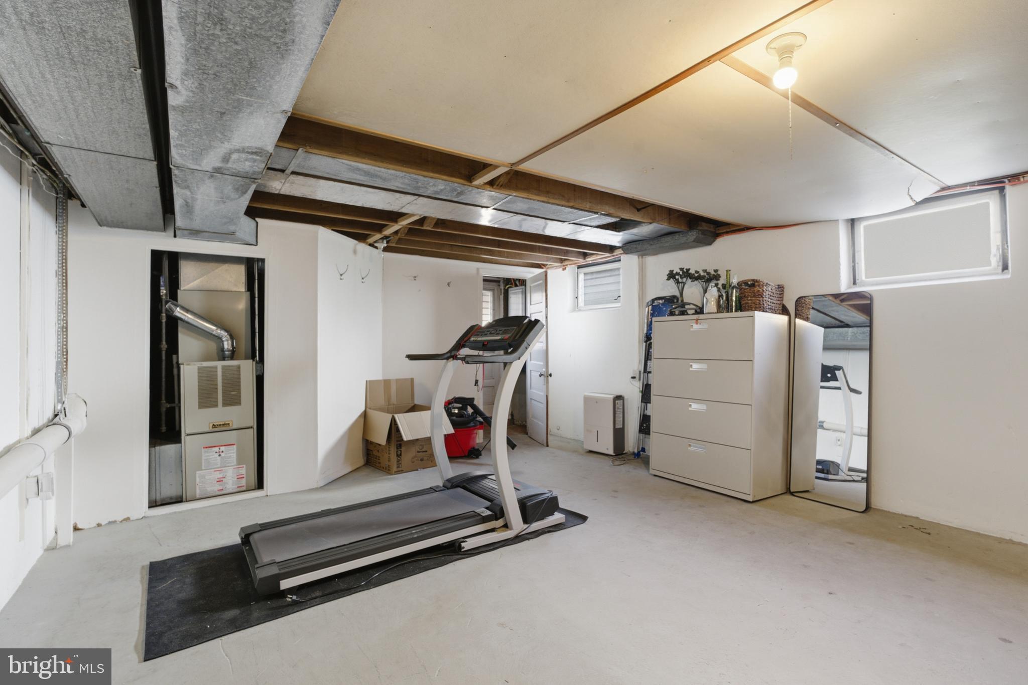 31 W MARTHART AVENUE
