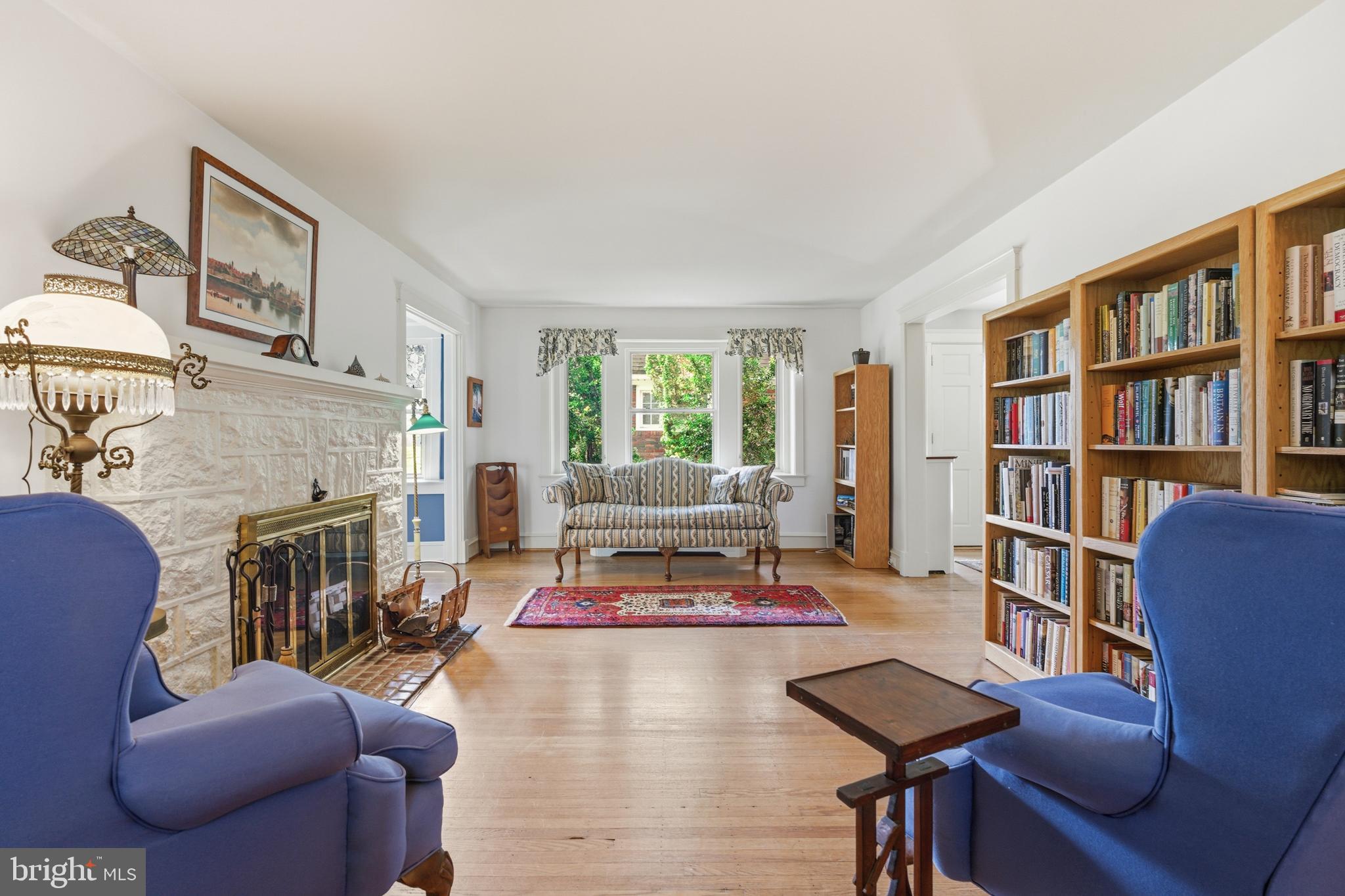 922 WILDE AVENUE