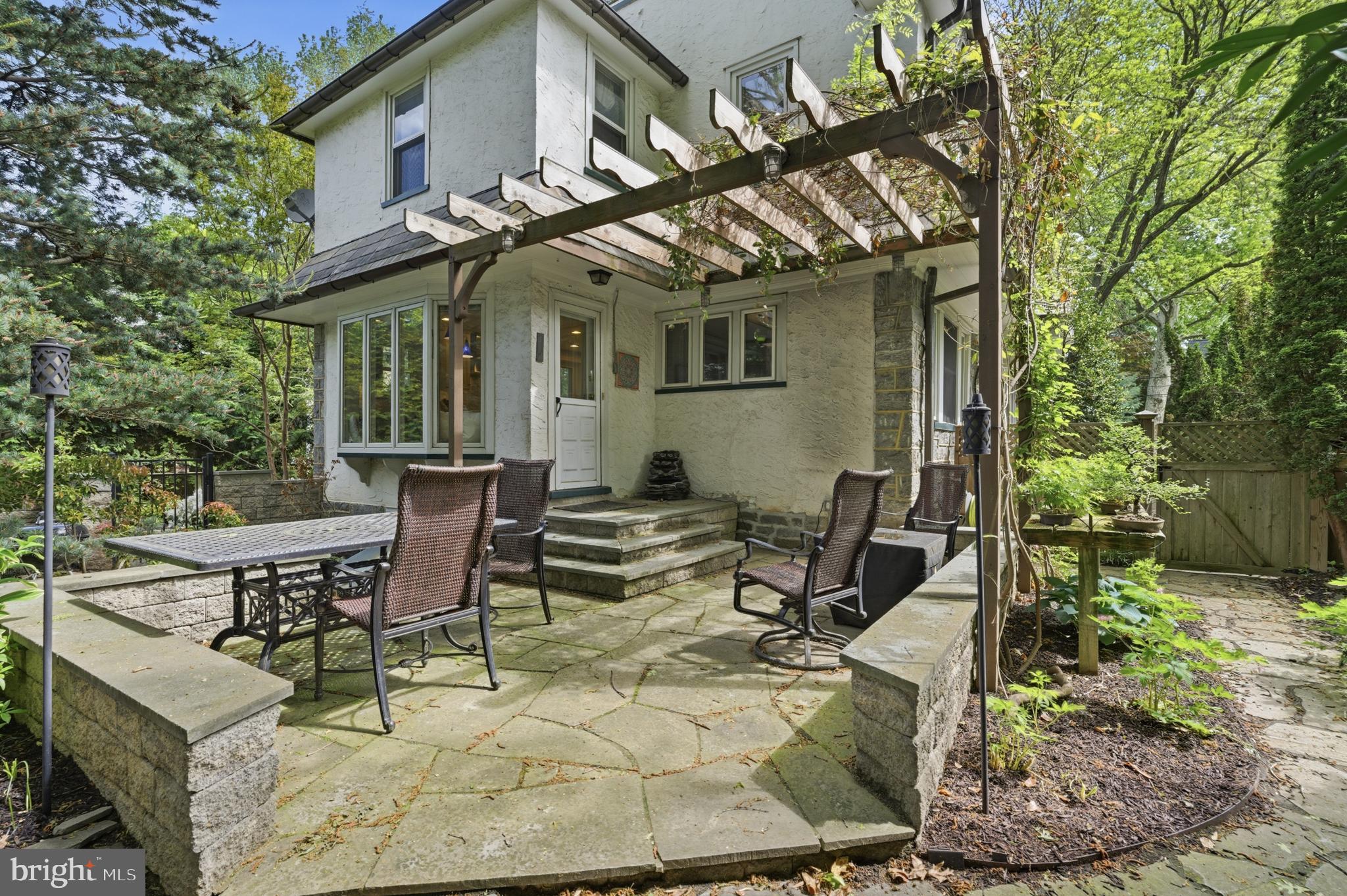 922 WILDE AVENUE