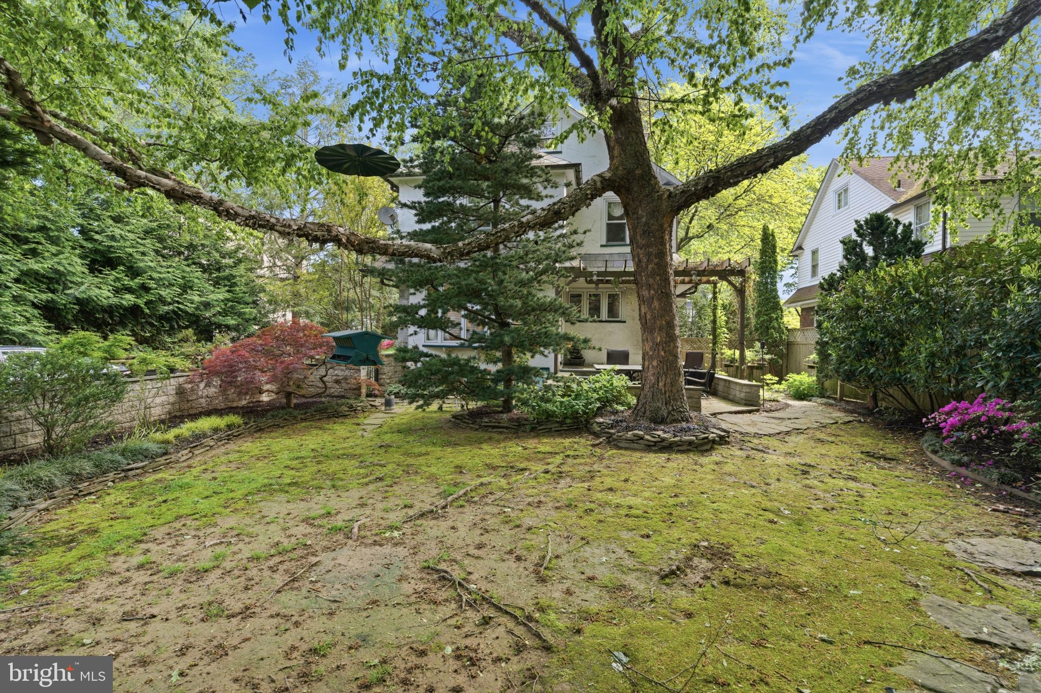 922 WILDE AVENUE
