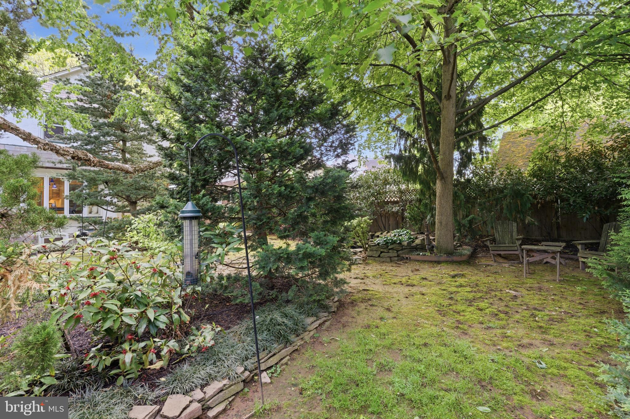 922 WILDE AVENUE