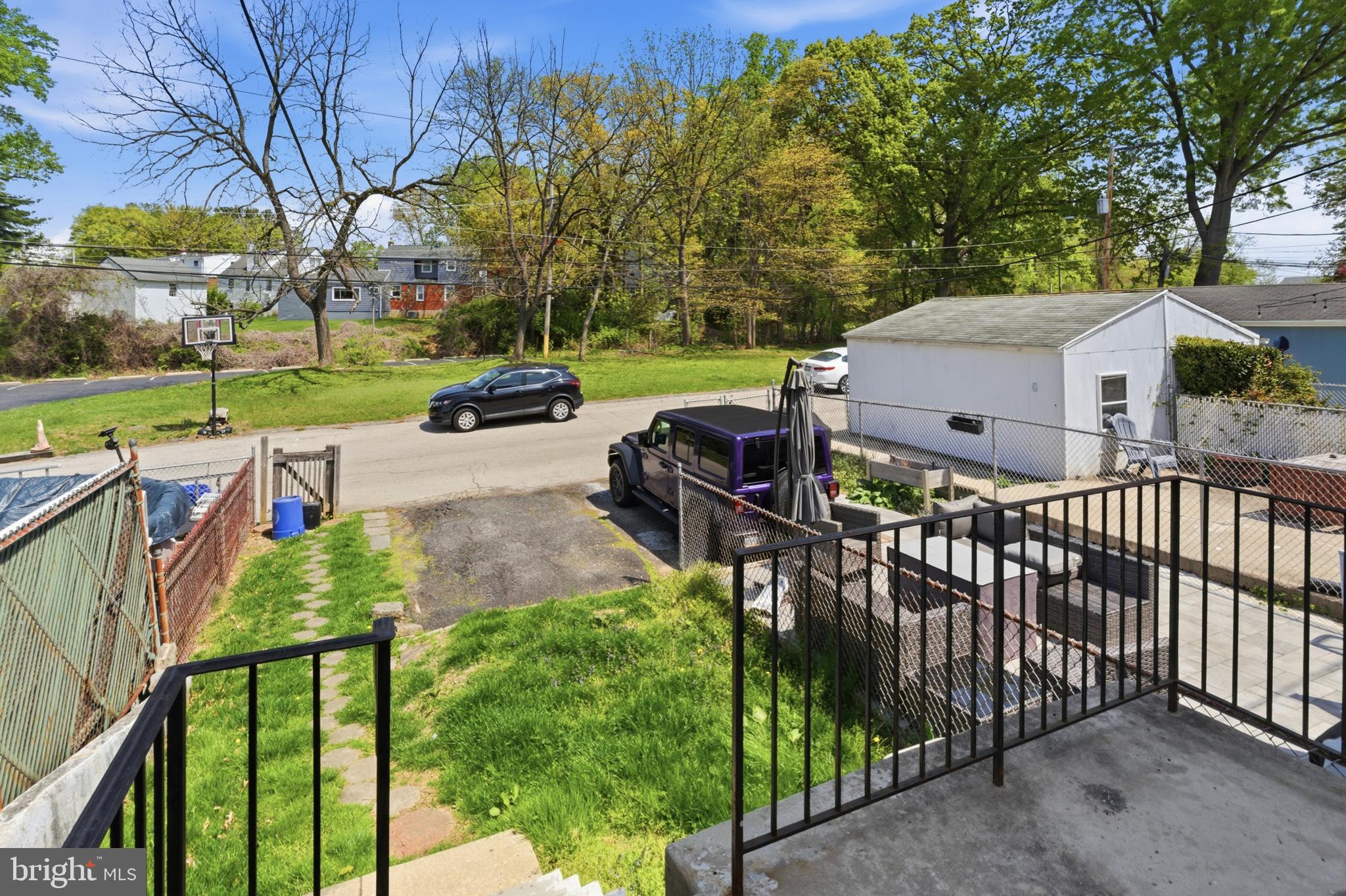 1471 LAWRENCE ROAD